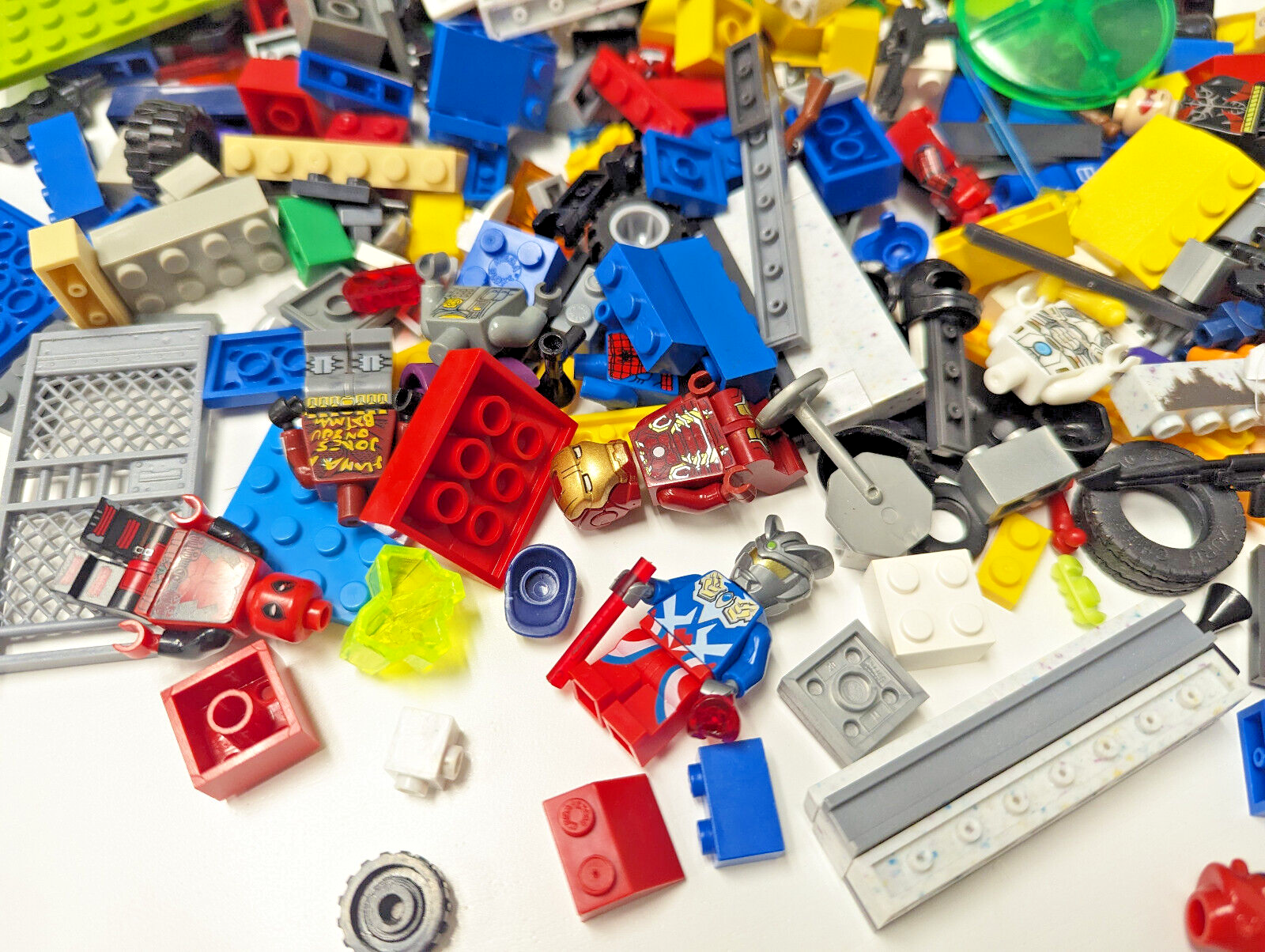 1 lb+ Bulk Building Blocks Parts & Super Hero Lot - Filler MILS Compatible - StudBee