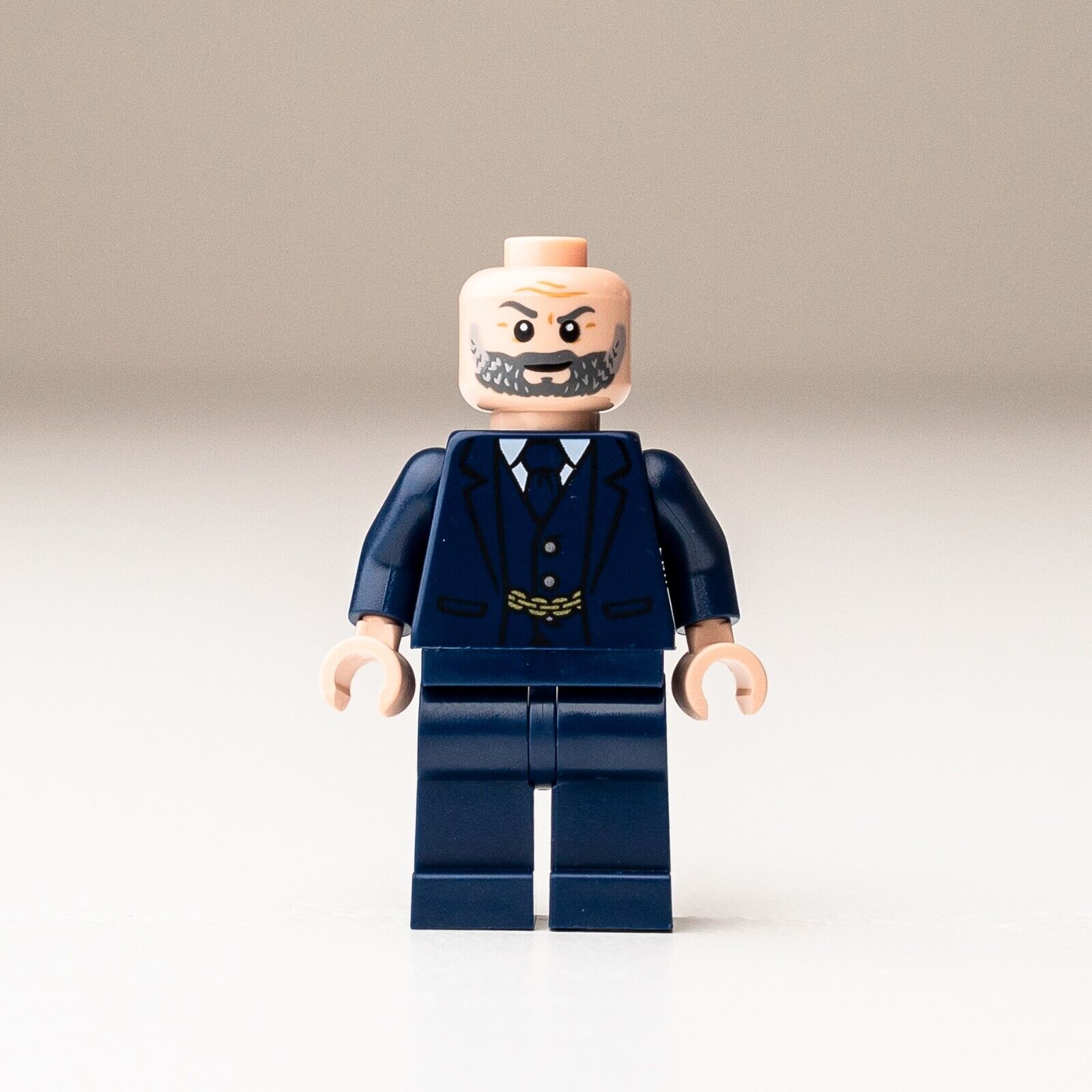 New LEGO Obadiah Stane Minifigure - Iron Man: Iron Monger Mayhem - 76190 (sh738 - StudBee