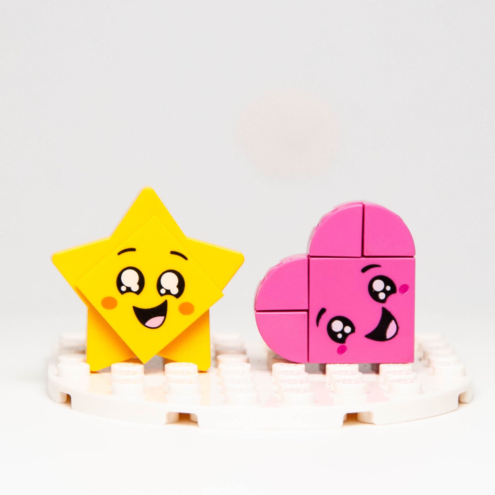 LEGO Movie 2 Minifigures -Brick Built Heart and Star 70829 70838 70830 (tlm - StudBee