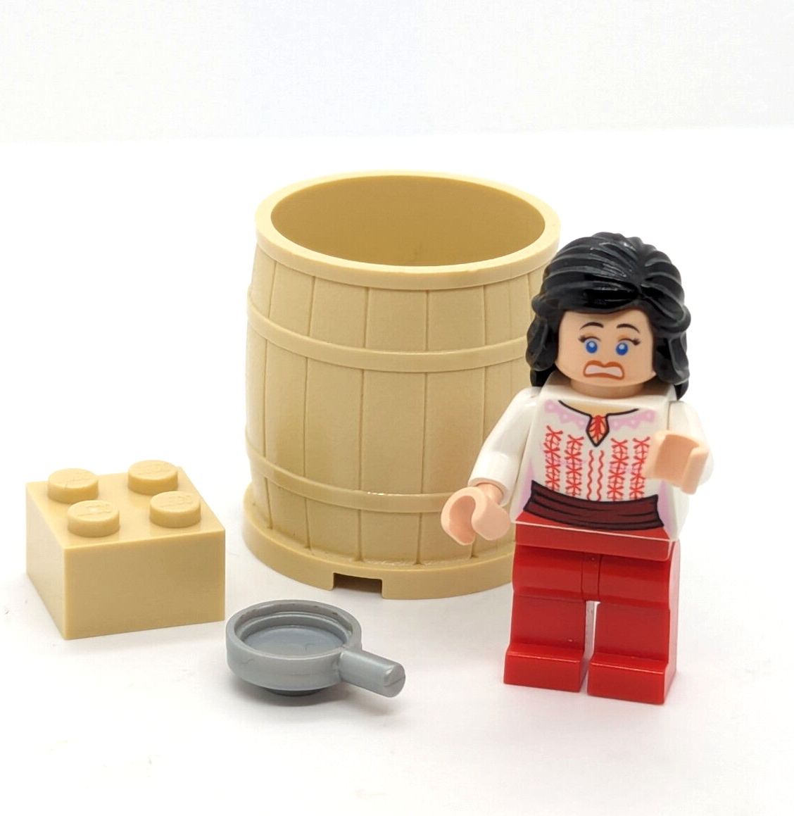 Lego Indiana Minifigure - Marion Ravenwood in Cairo Outfit (iaj036) 7195 Barrel - StudBee