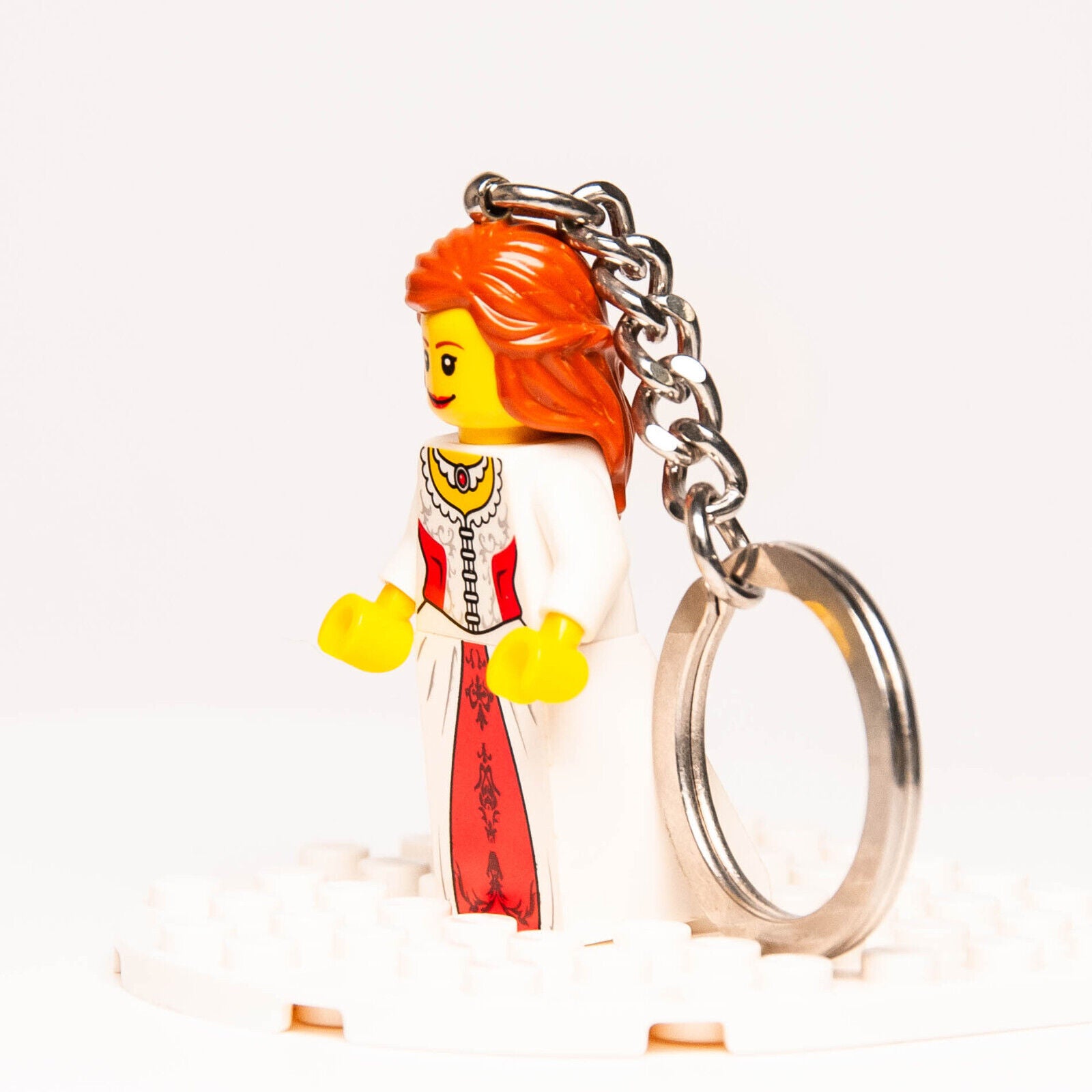 Lego Castle Kingdoms Lion Princess Minifigure Keychain 852912 cas442 - StudBee