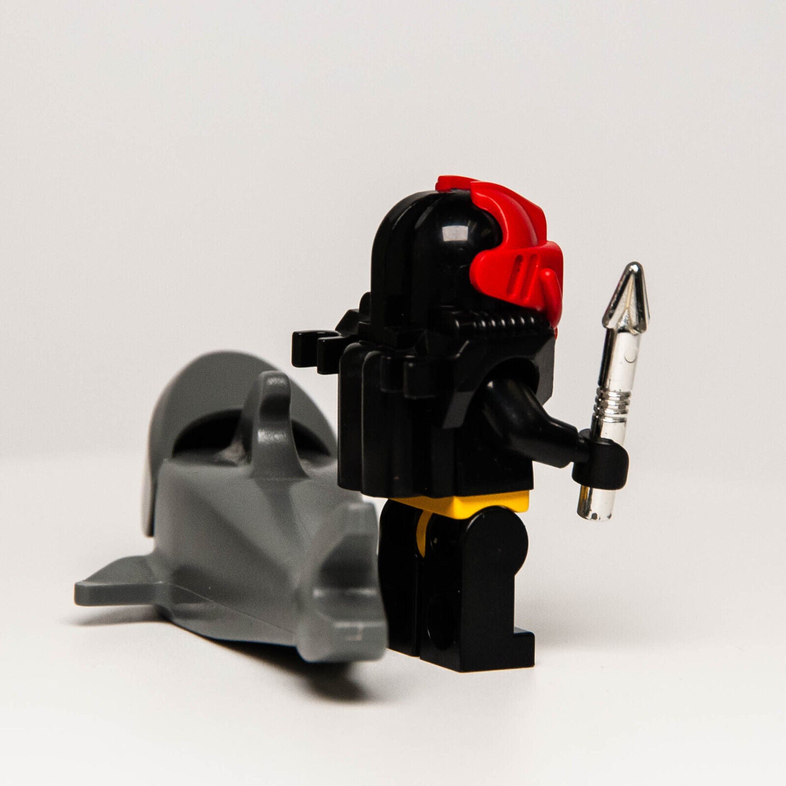 Lego Aquazone Minifigure - Aquashark 2 w/ Shark (aqu007) 6104 6190 6135 Diver - StudBee