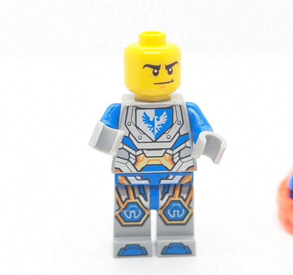 LEGO Nexo Knights Minifigure - Clay in Trans-Neon Orange Armor (nex073) 271712 - StudBee