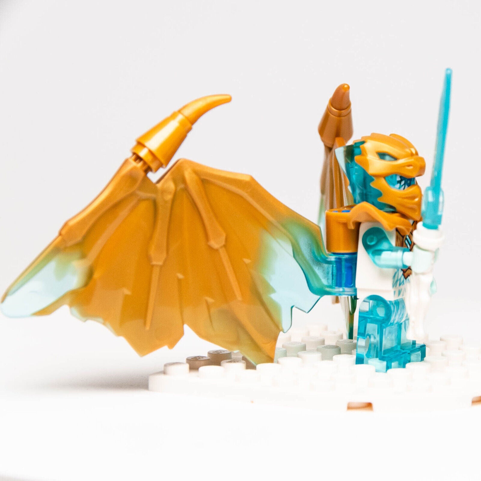 New Lego Ninjago Crystallized Minifigure: Golden Dragon Zane (njo770) 71773 - StudBee