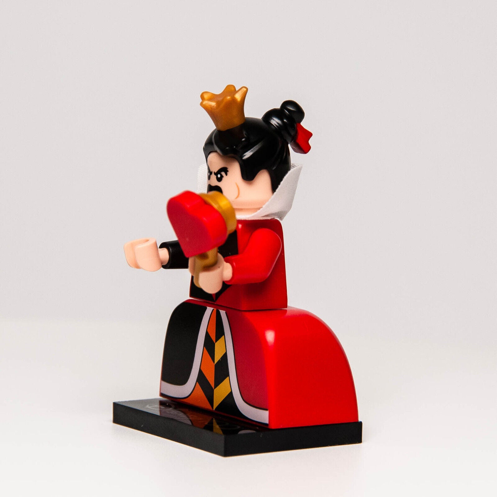 SEALED LEGO Disney Series 3 Minifigure - Queen Of Hearts CMF 71038 (coldis100-7 - StudBee