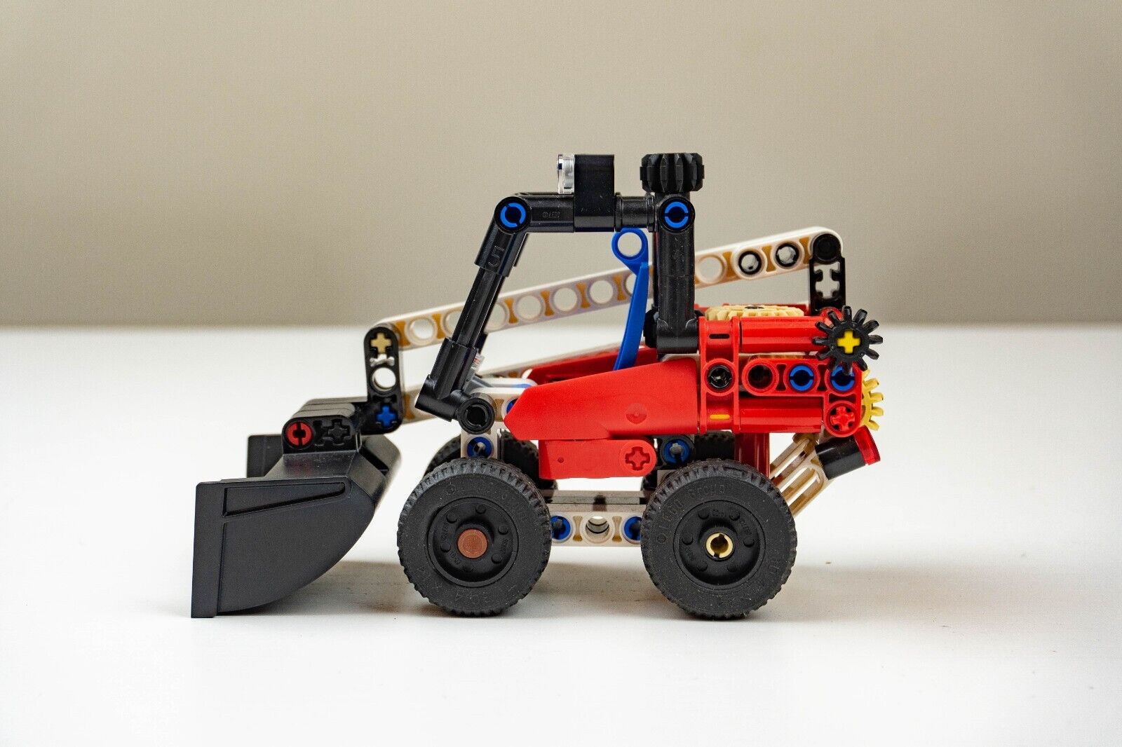 Lego Technic Construction Model Set 42116 - Skid Steer Loader w/ Instructions - StudBee