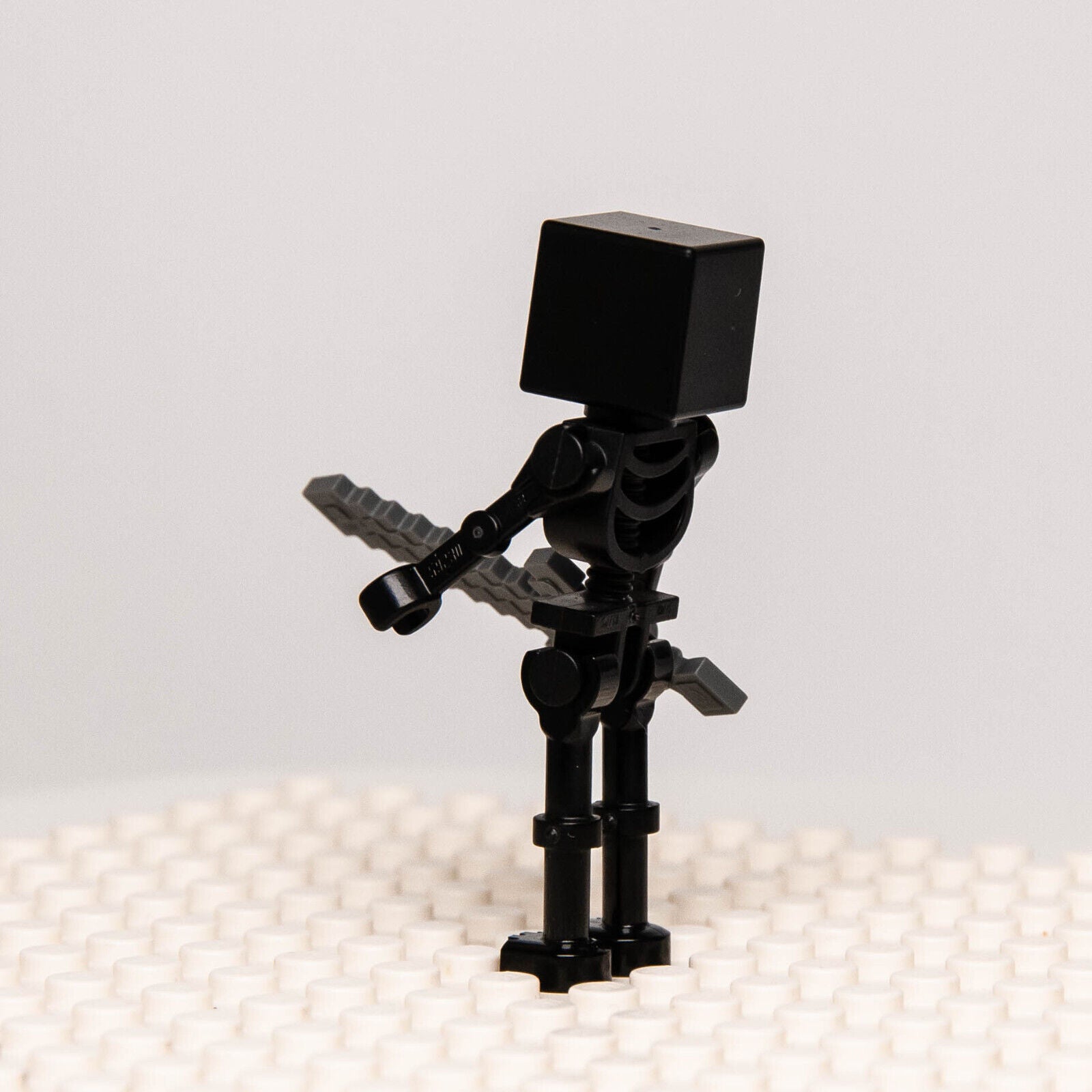 Lego Minecraft Minifigures - Black Wither Skeleton, Straight Arms (min025) - StudBee