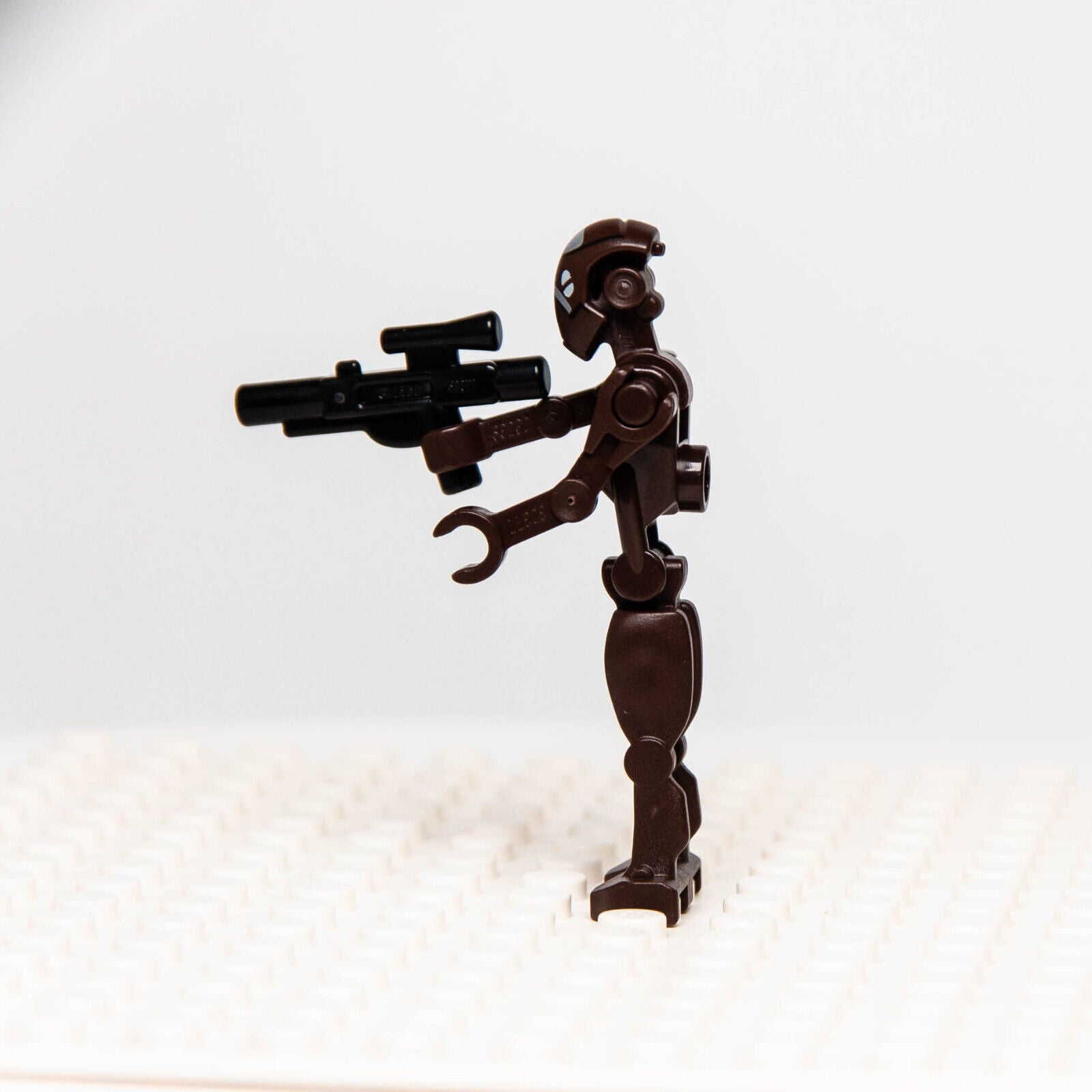 LEGO Star Wars Minifigure Commando Droid Captain (sw0448) with Gun - StudBee
