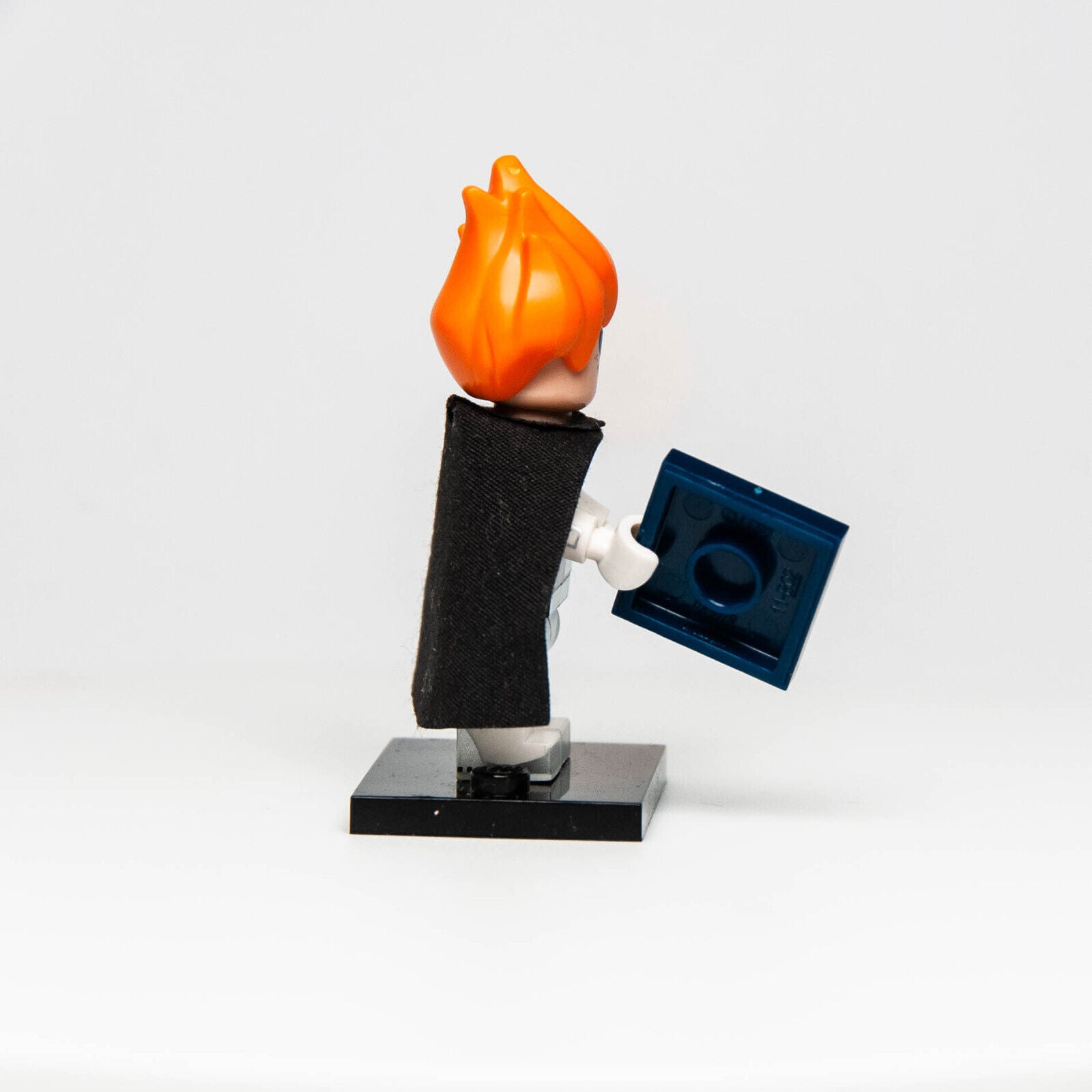 LEGO Disney Incredibles CMF Minifigure: Syndrome w/ Stand and Tile (dis014 71012 - StudBee
