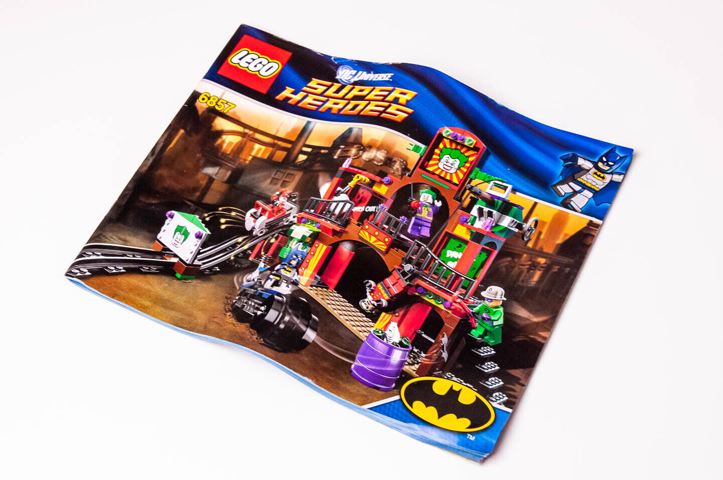 Building -Instructions for LEGO 6857 - The Dynamic Duo Funhouse Escape (VINTAGE)