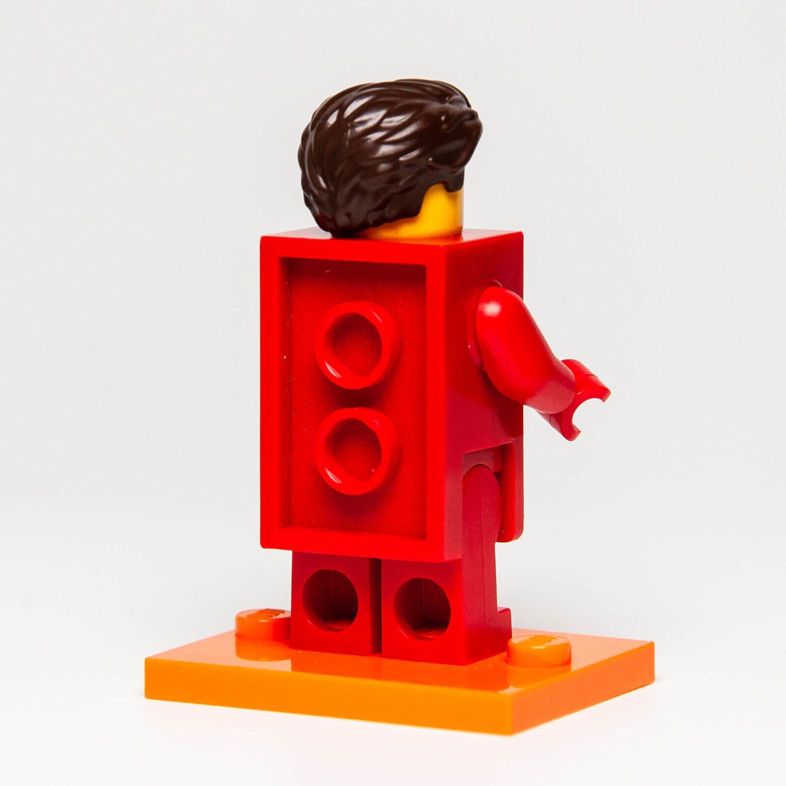 New Lego Series 18 CMF Minifigure - Red Brick Costume Suit Guy (col18-2) 71021 - StudBee