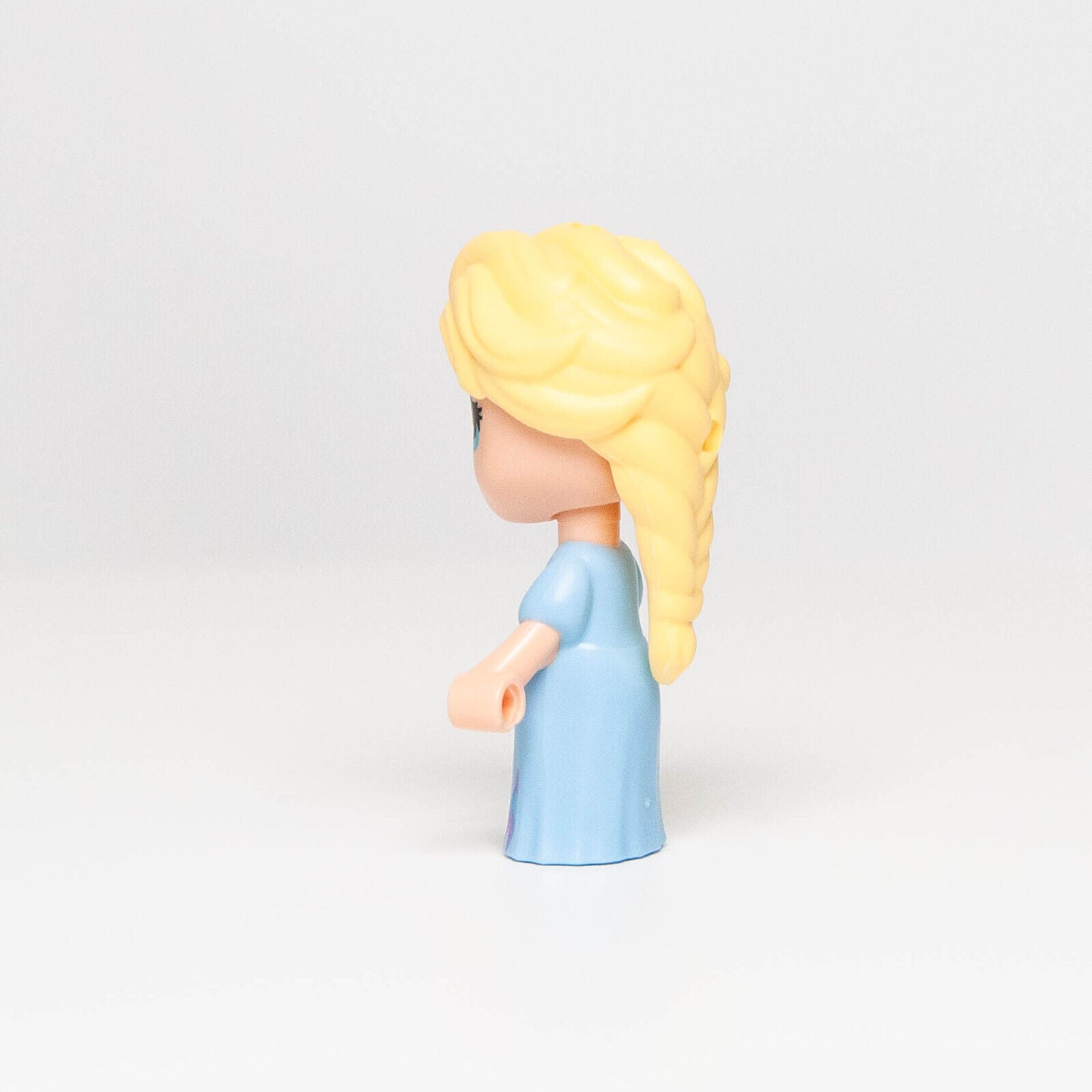 NEW Lego Disney Frozen - Elsa with Bright Light Blue Dress - Micro Doll (dp110) - StudBee