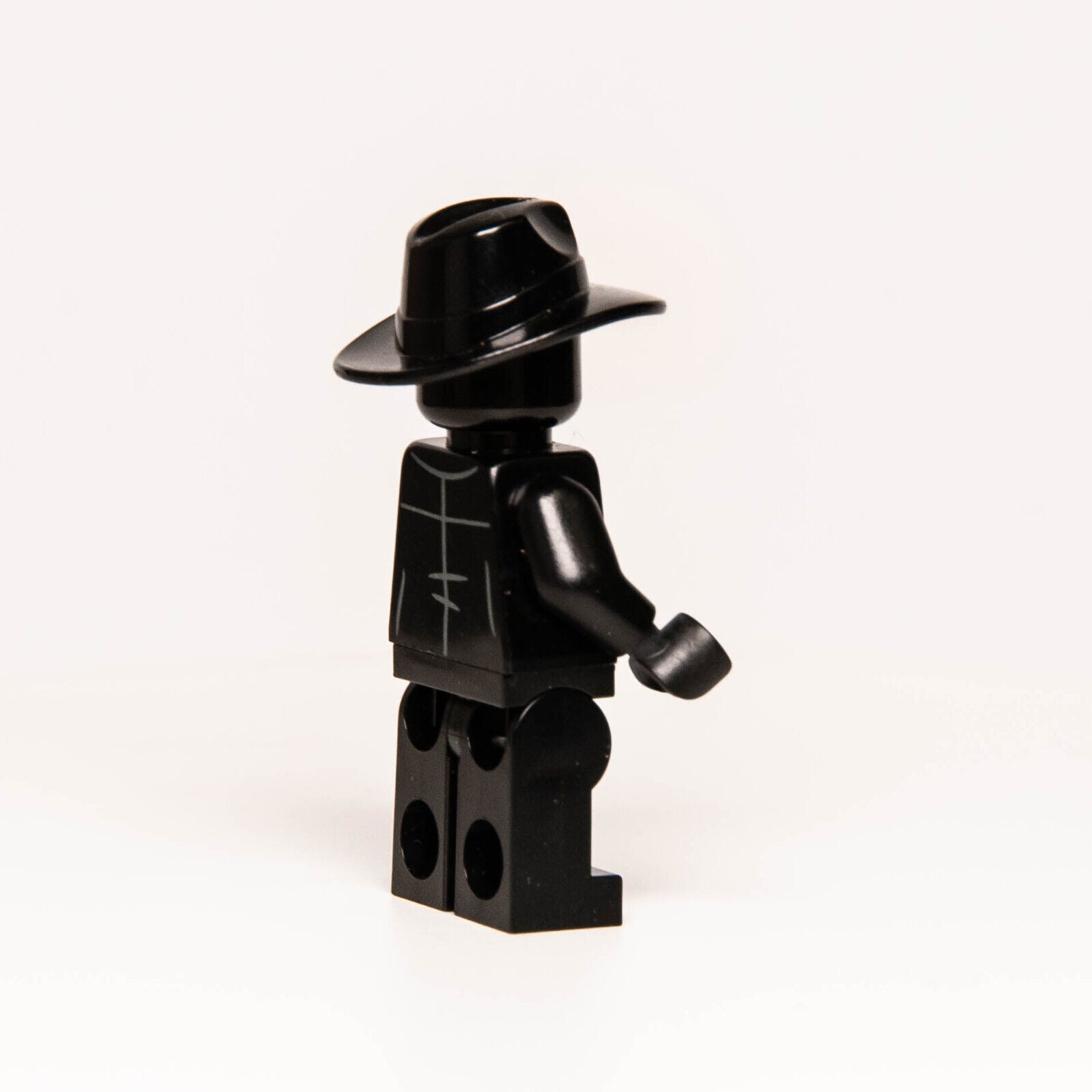 LEGO Spider-Man Noir Minifigure w/ Shirt Tail 76150 (sh614a) - StudBee