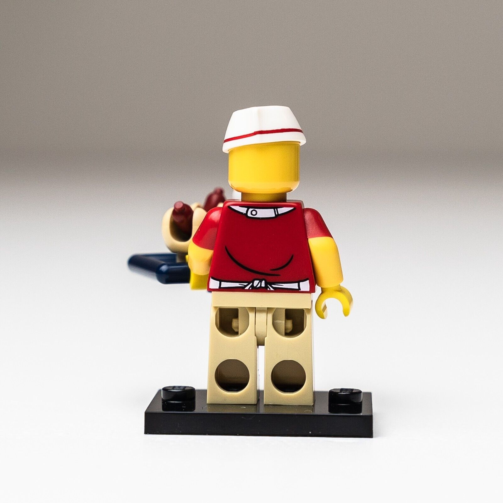 SEALED Lego 71018 Series 17 CMF: Hot Dog Vendor Milkshake Tray Waiter (col17-6) - StudBee