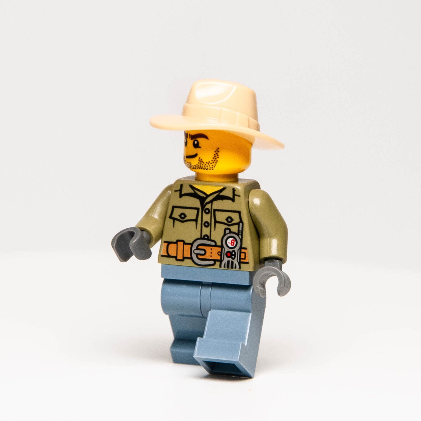 LEGO City Male Volcano Explorer Minifigure, Tan Fedora (cty0684) Scar - StudBee