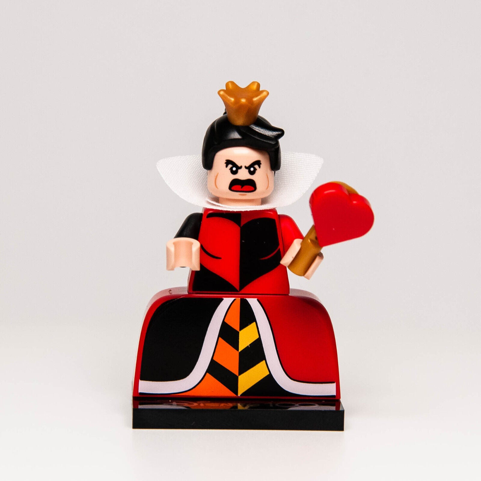 SEALED LEGO Disney Series 3 Minifigure - Queen Of Hearts CMF 71038 (coldis100-7 - StudBee