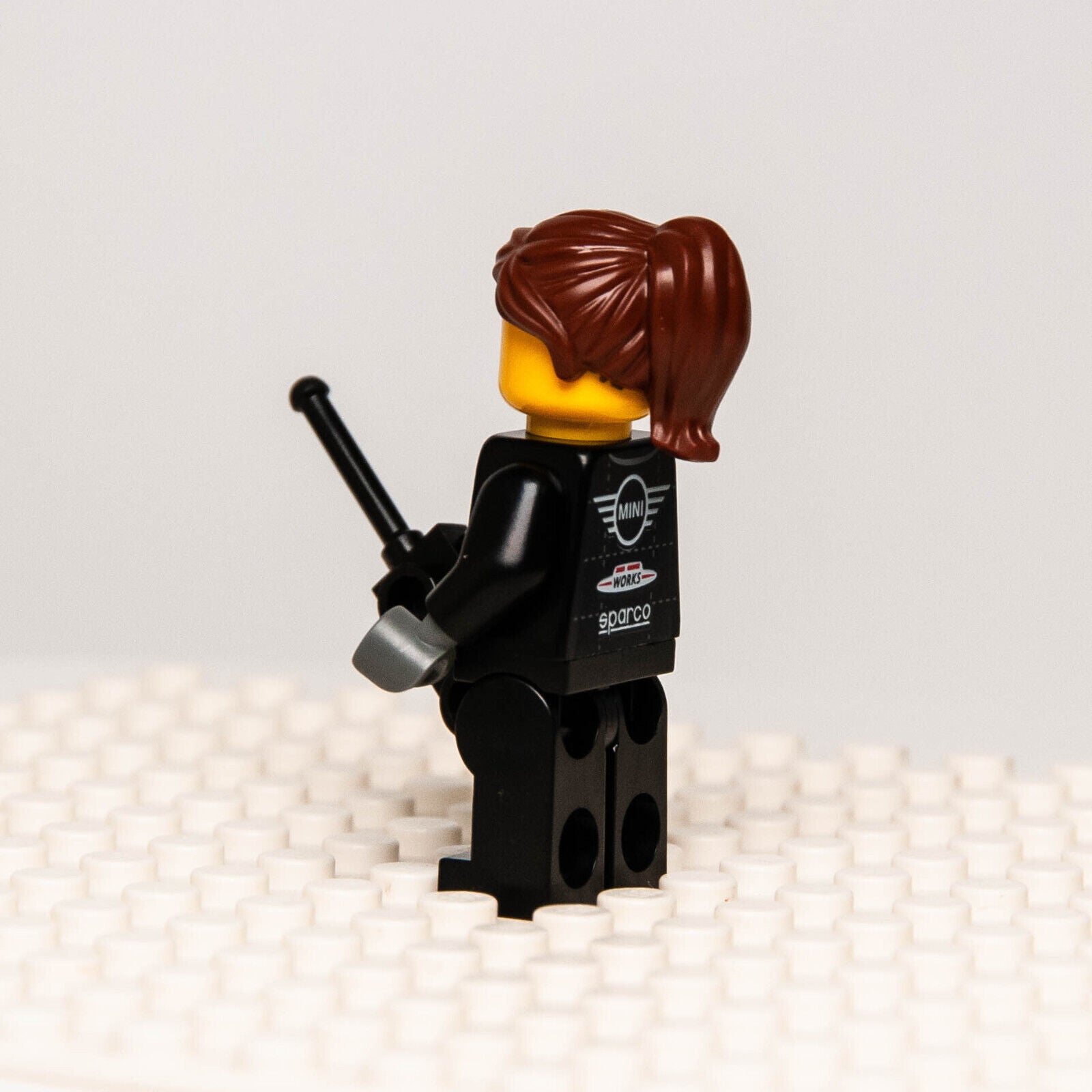 Lego MINI John Cooper Works Mechanic, Female Minifigure (sc074) 75894 - StudBee