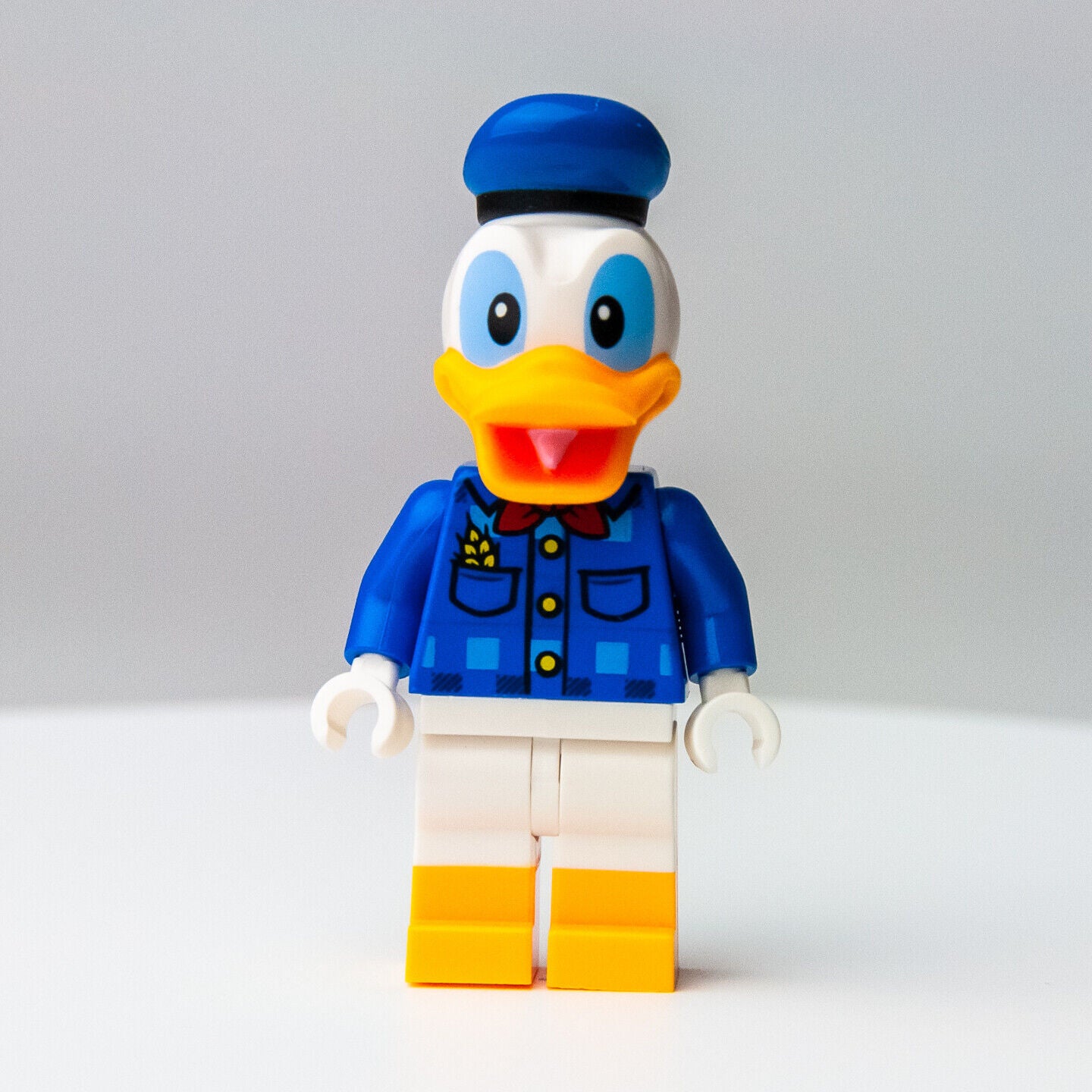 NEW LEGO Minifigure - Farmer Donald Duck (dis053) 10775 Mickey Farm - StudBee