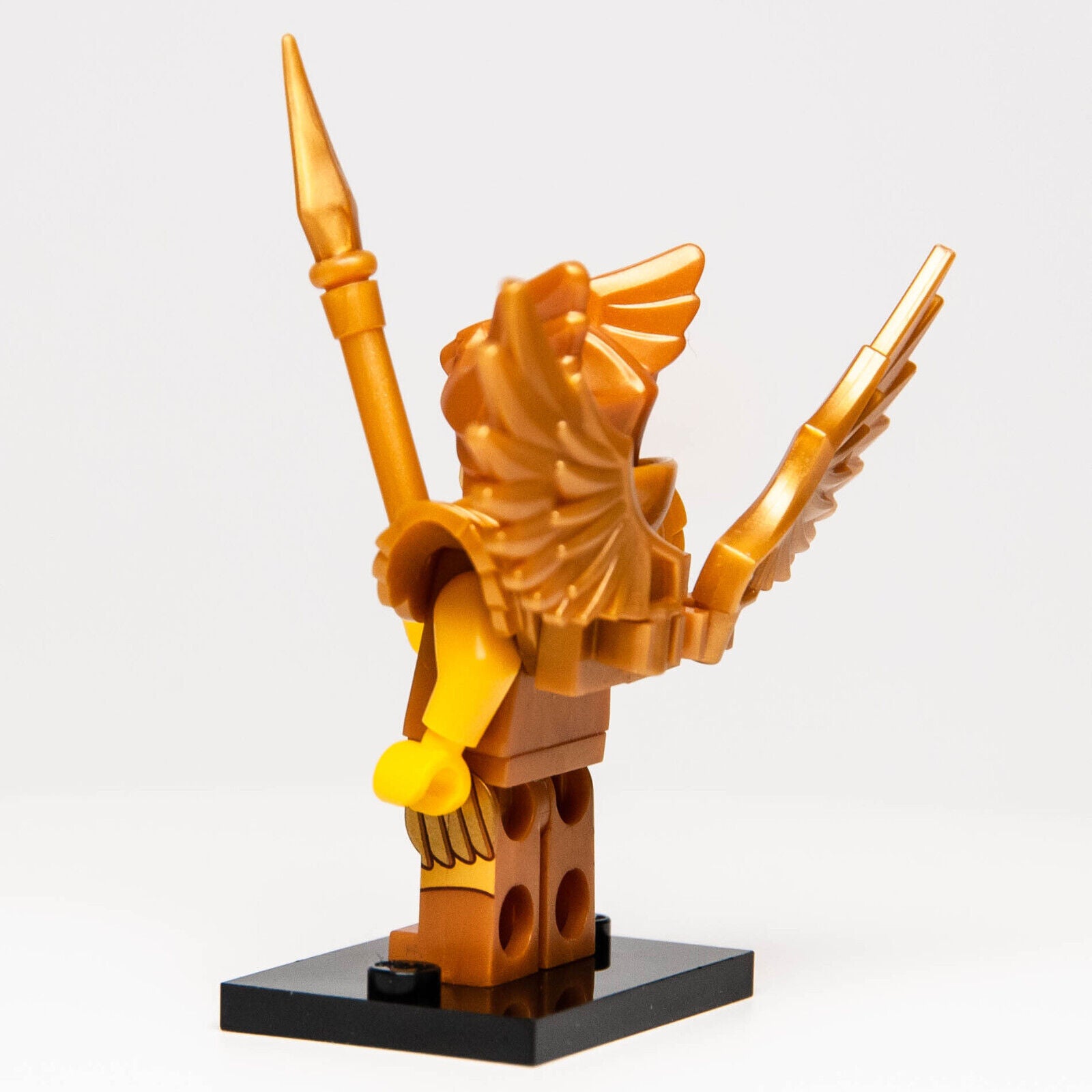 LEGO CMF 71011 Series 15 Minifigure: Gold Flying Warrior (col15-6) col233 - StudBee