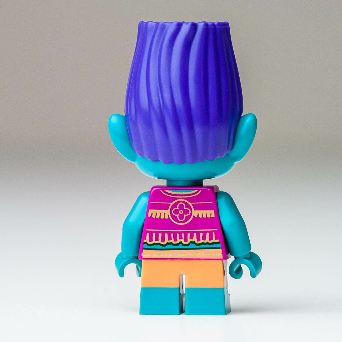 New LEGO Branch (Magenta Vest) Minifigure - Vibe City Concert - 41258 (twt023) - StudBee