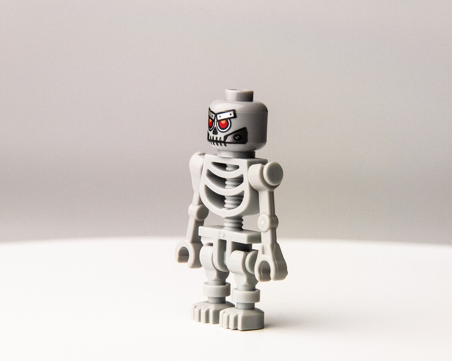 LEGO Robo Skeleton - The Lego Movie - 70817 70814 70807 (tlm048) Minifigure - StudBee