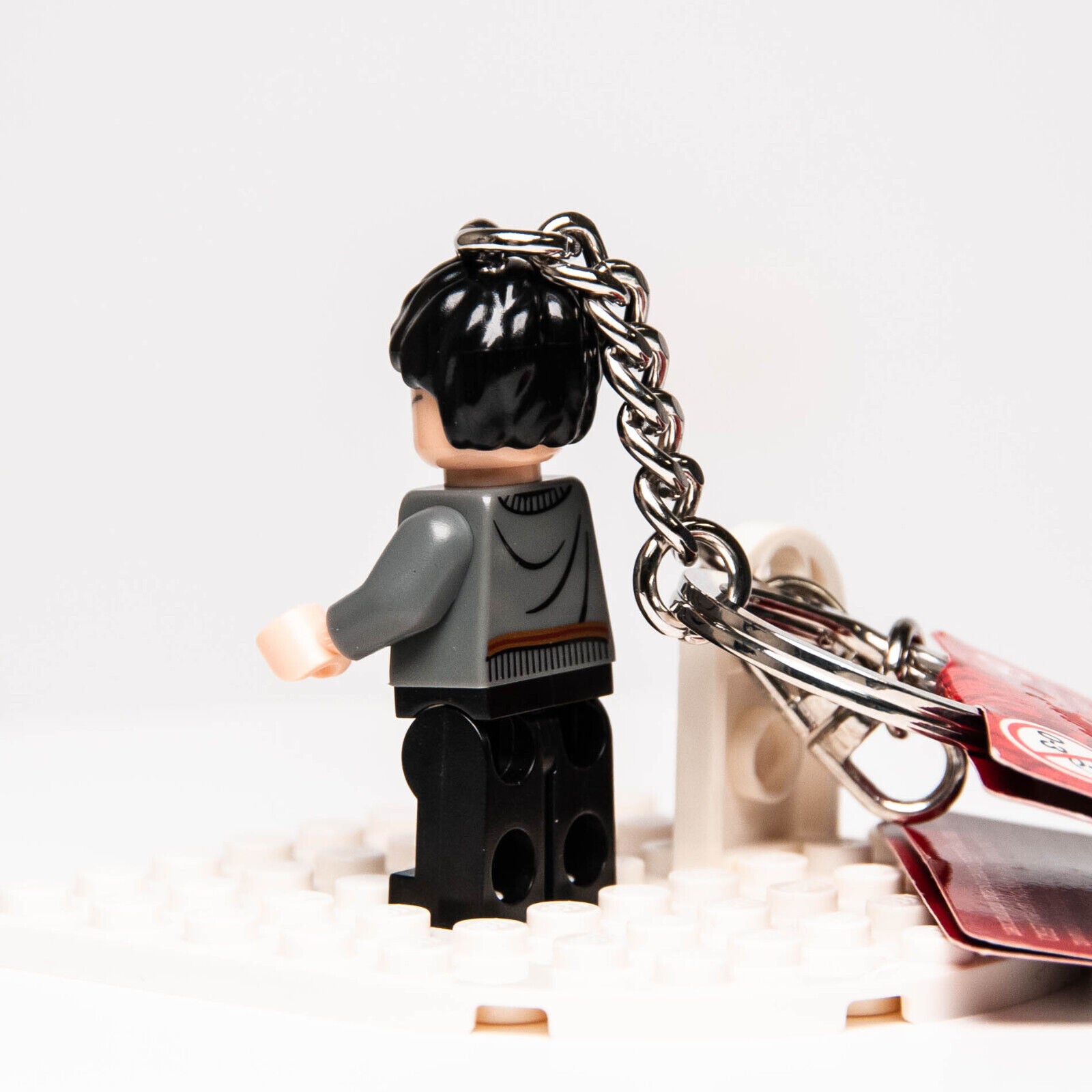 NEW Lego Minifigure Key Chain - Harry Potter Gryffindor Crest - 852954 (hp094) - StudBee