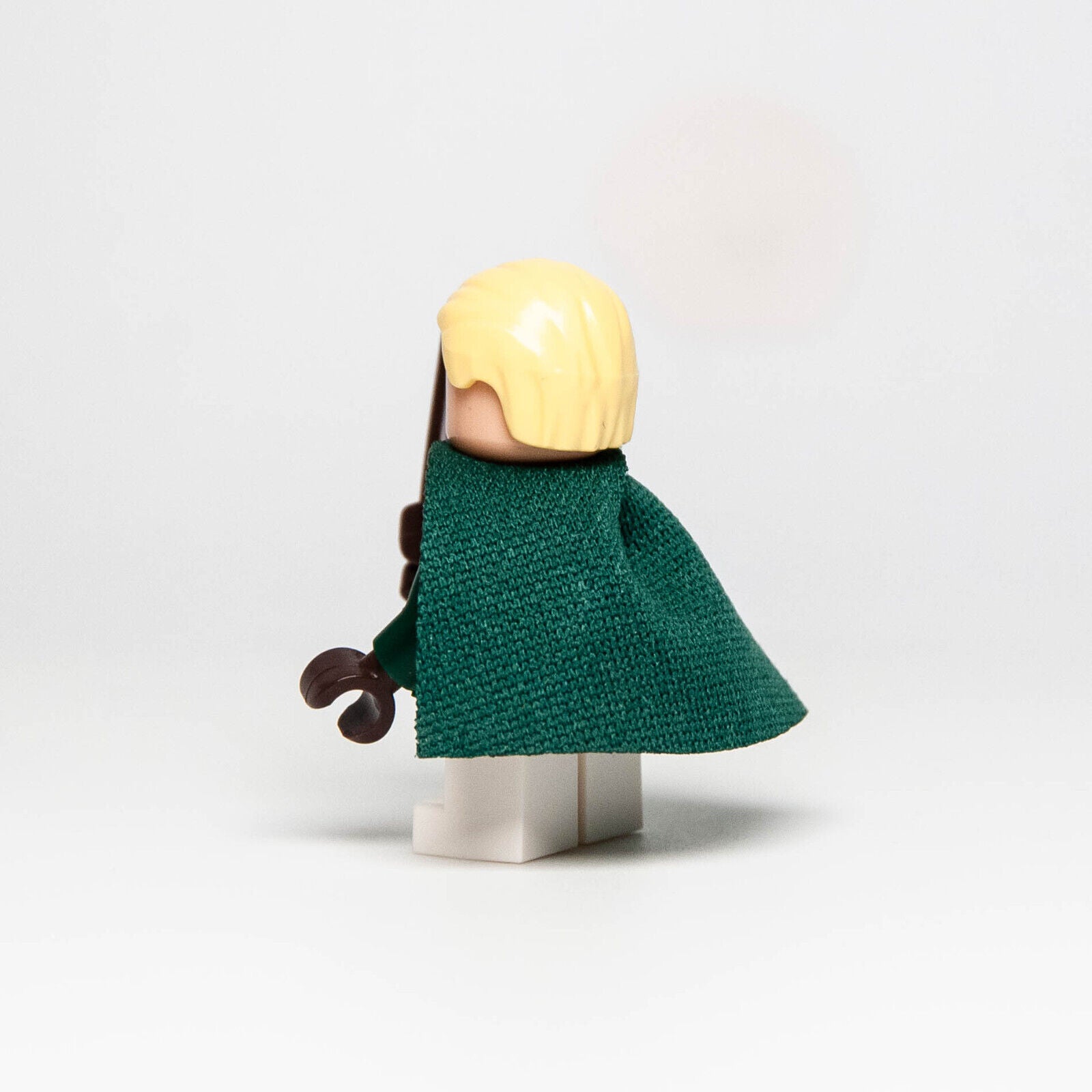 LEGO CMF Harry Potter Series 1 - Draco Malfoy & Quidditch Snitch (colhp-4) 71022 - StudBee