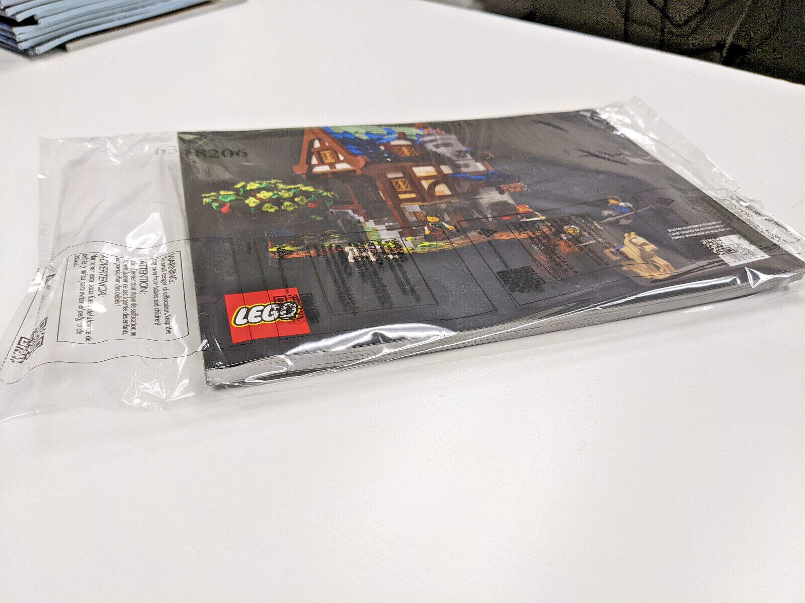 INSTRUCTION ONLY Lego Medieval Blacksmith 21325 - Manual Only - StudBee