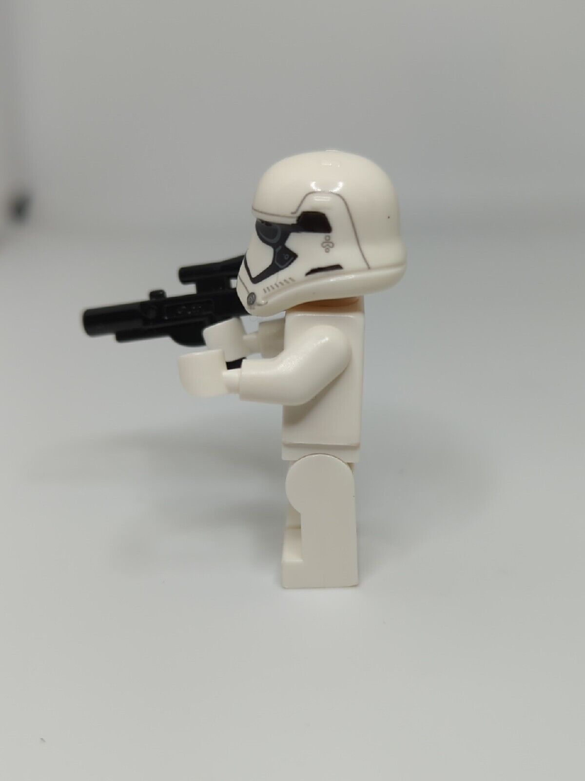 LEGO Star Wars First Order Stormtrooper Minifigure (sw0905) Imperial - StudBee