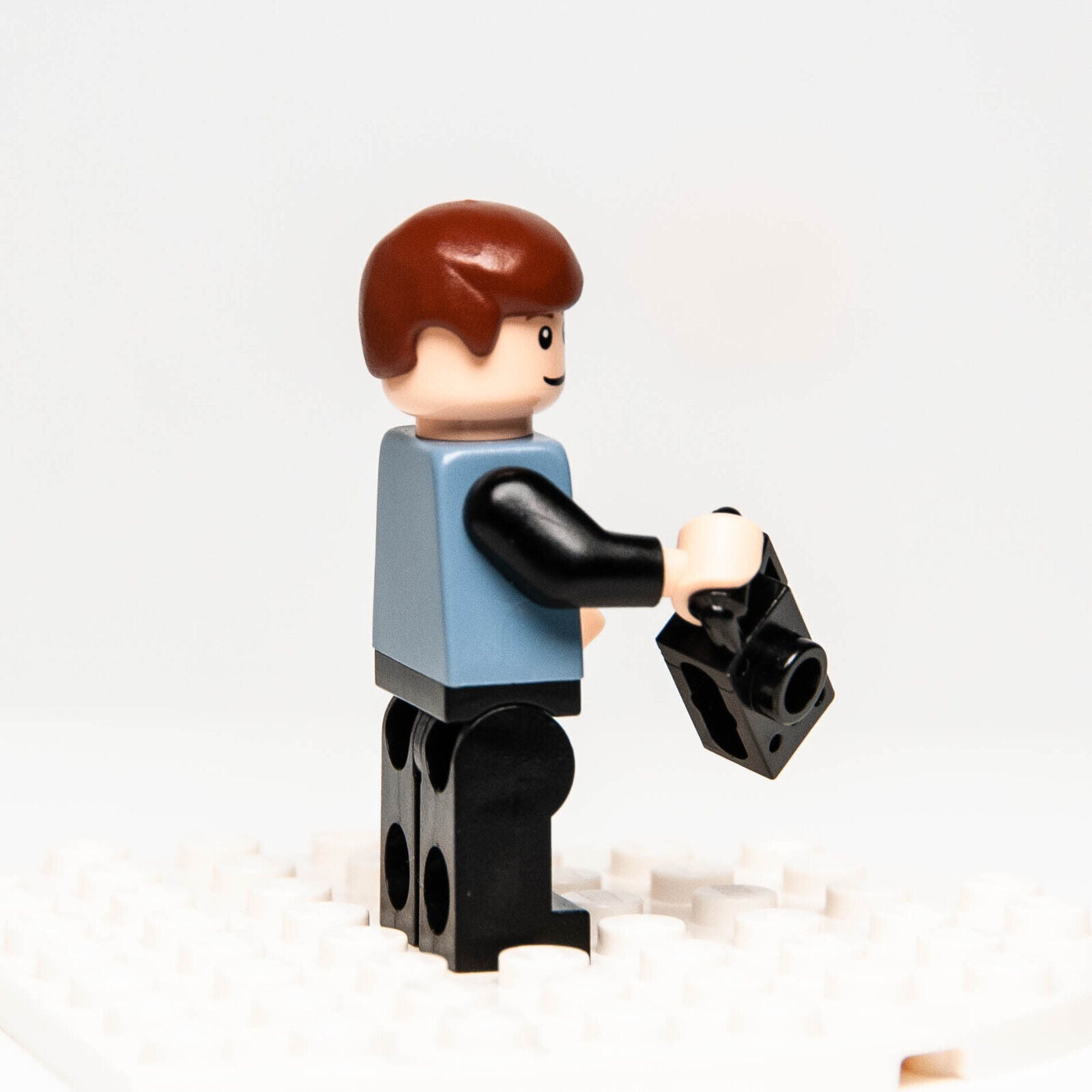 Lego Spider-Man Minifigure - Peter Parker 3 w/ Camera (spd031) 4856 Hideout - StudBee