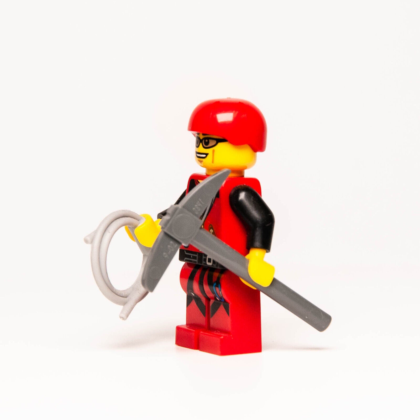 LEGO CMF Minifigure 71002 Series 11 - Mountain Climber (col11-9) col171 Rope Axe - StudBee