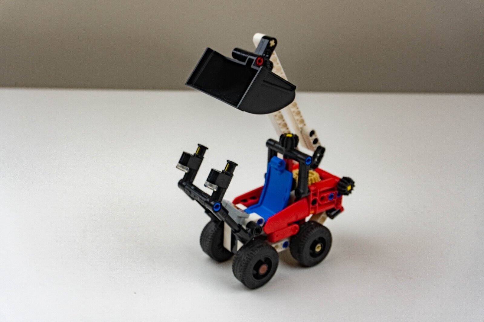 Lego Technic Construction Model Set 42116 - Skid Steer Loader w/ Instructions - StudBee