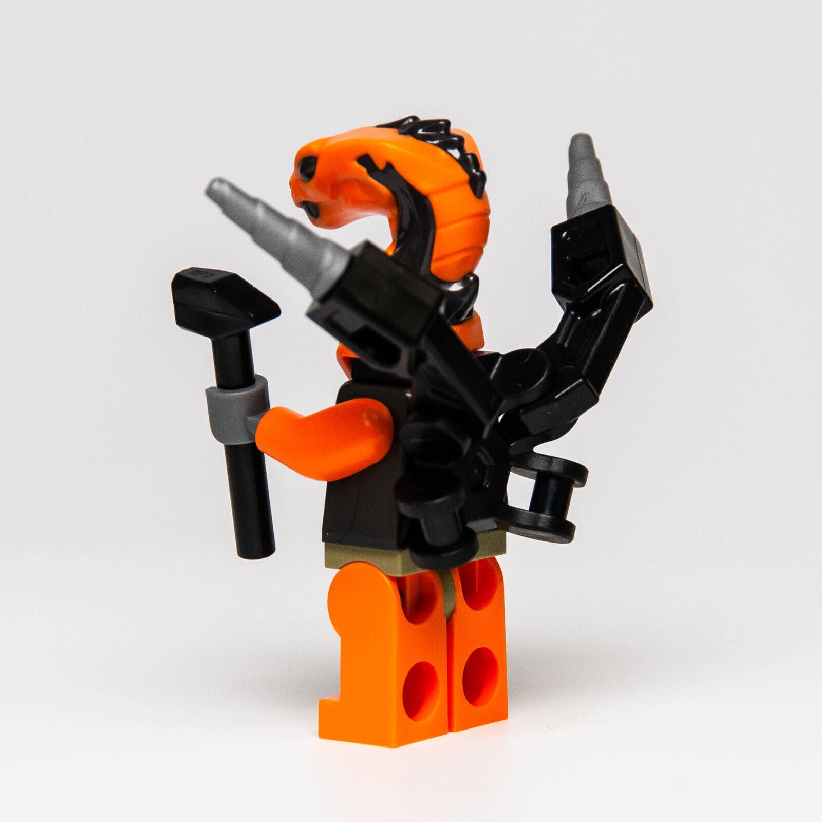 NEW Lego Ninjago Minifigure - Cobra Mechanic Drills (njo740) 71767 - StudBee