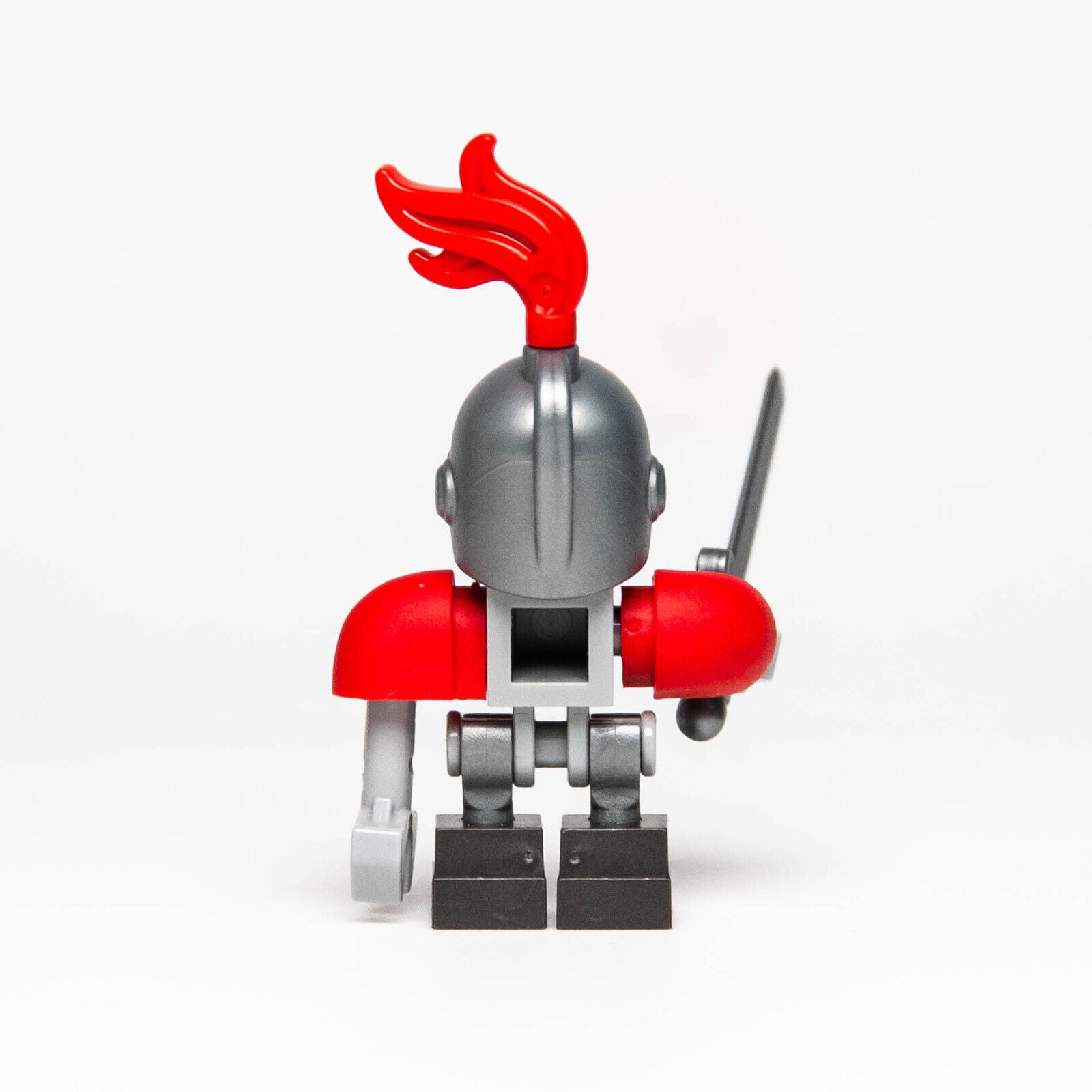 LEGO Nexo Knights Minifigure - Macy's Bot w/ Sword (nex049) 70319 - StudBee
