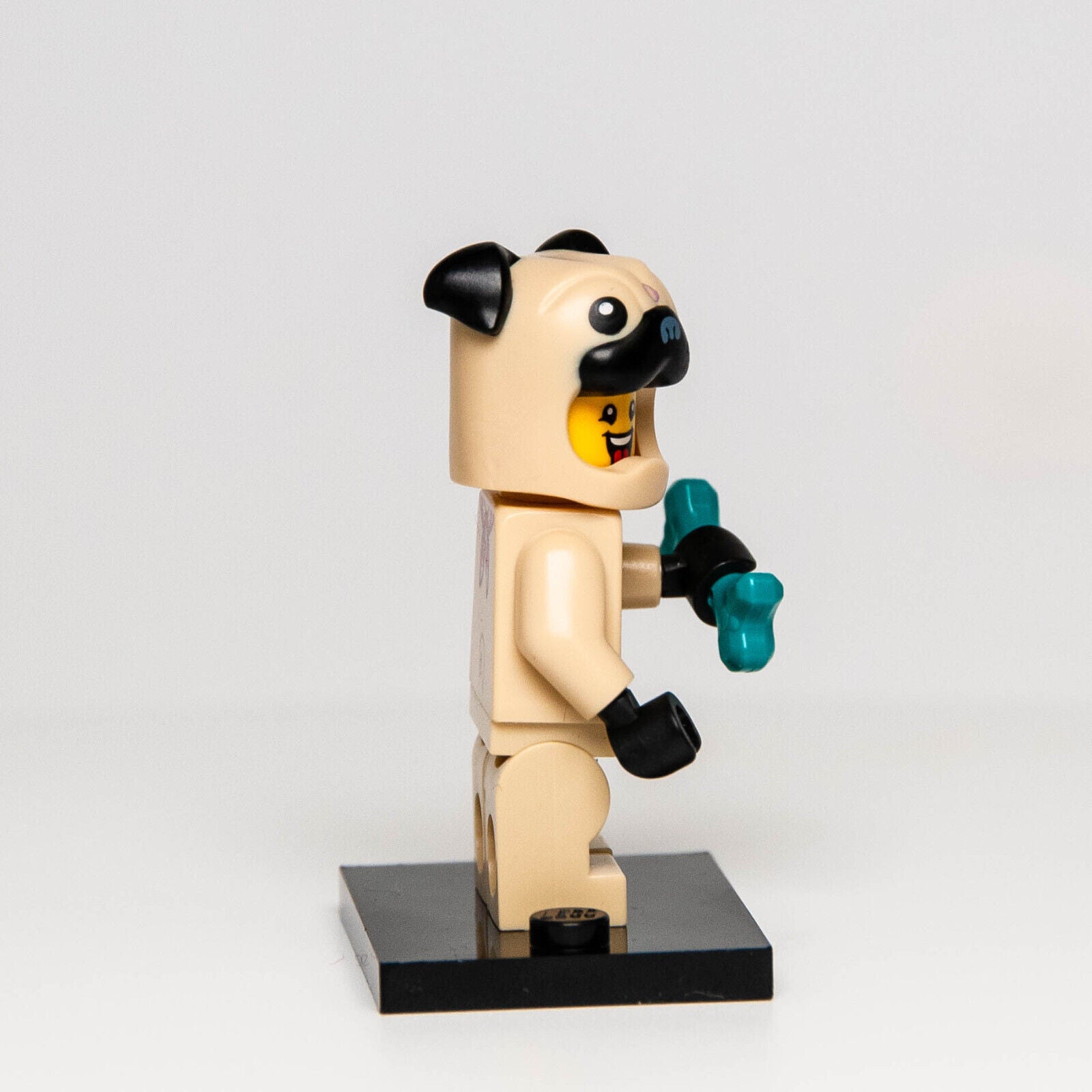 LEGO Series 21 CMF Minifigure - Pug Dog Costume Guy (col378 col21-5) 71029 - StudBee