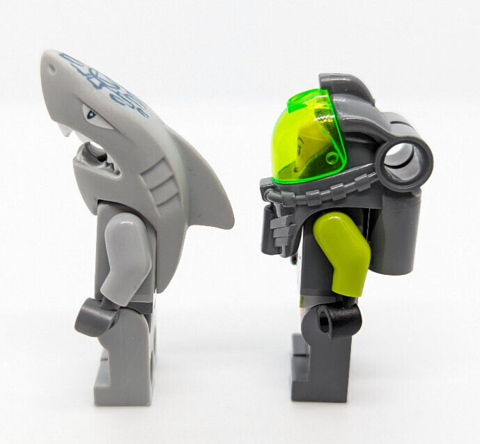 Lego Atlantis Diver Sam Rhodes (atl008) & Shark Warrior (atl004) Minifigure 8078 - StudBee
