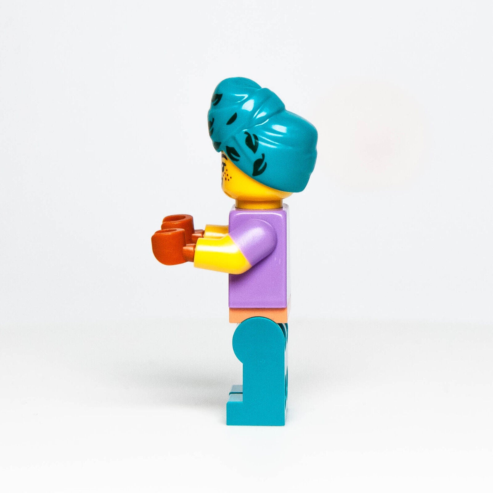 Lego Minifigure - Potter Artist w/ Bowl - 71037 Series 24 CMF (co1420)