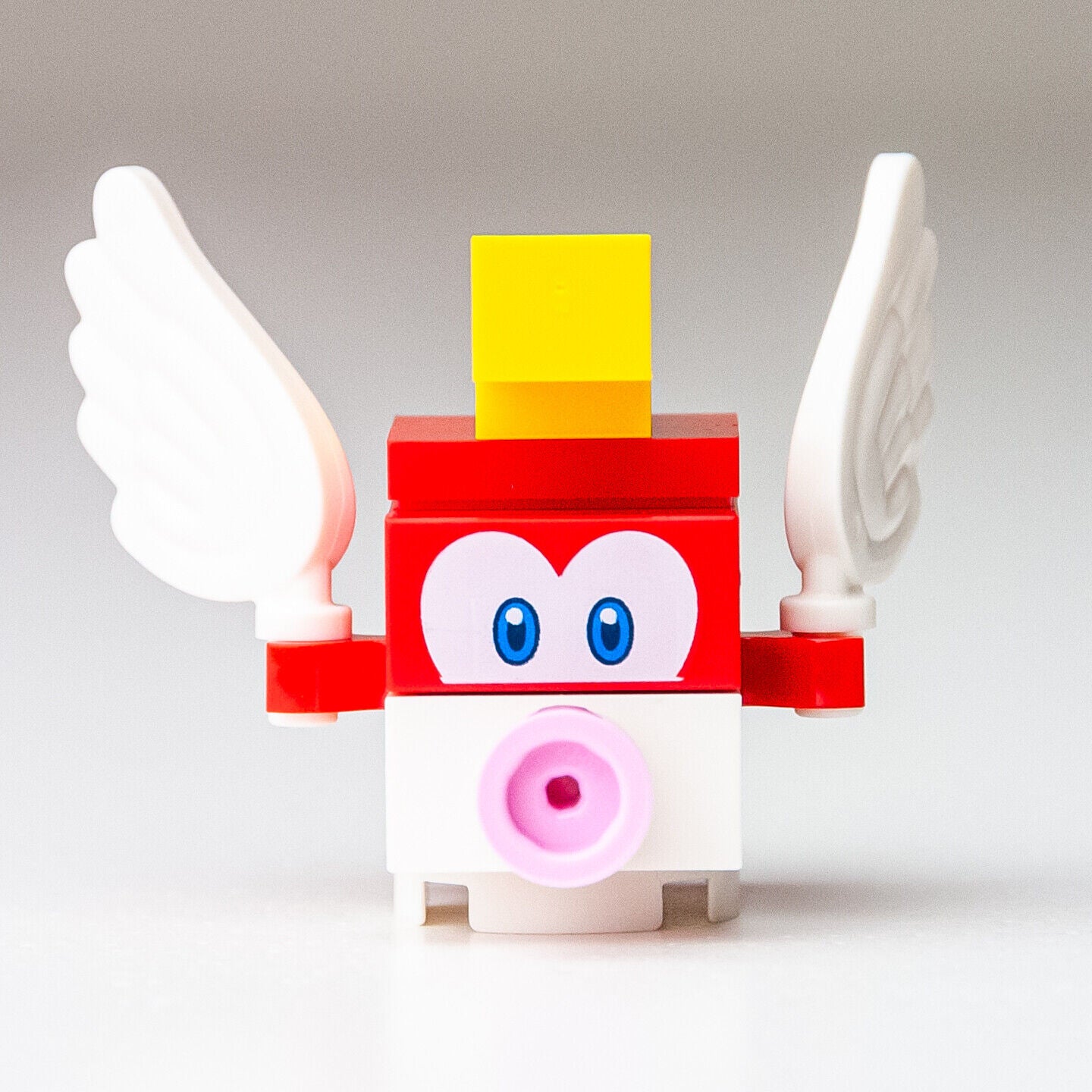 New LEGO Cheep Cheep Minifigure - Toad's Treasure Hunt - 71368 (mar0018) - StudBee