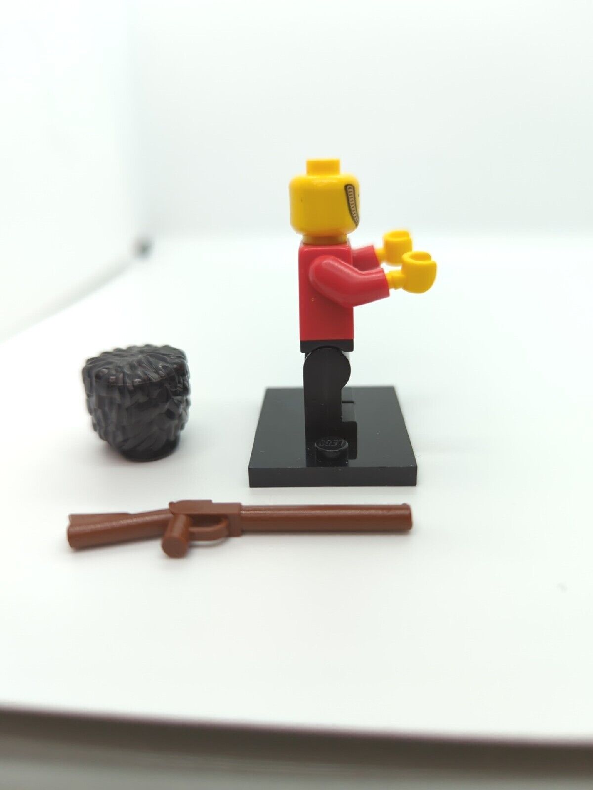 LEGO Royal Guard CMF 8805 Series 5 Minifigure England Beefeater Soldier (col05-3 - StudBee