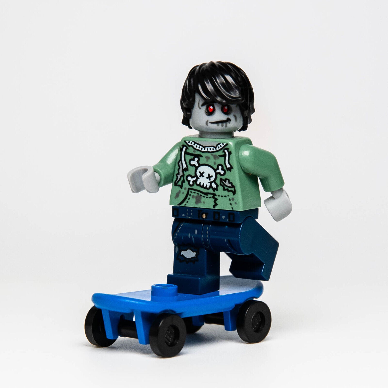 Lego CMF Minifigure - Zombie Skateboarder - Book Exclusive Skater (col227) (blk - StudBee