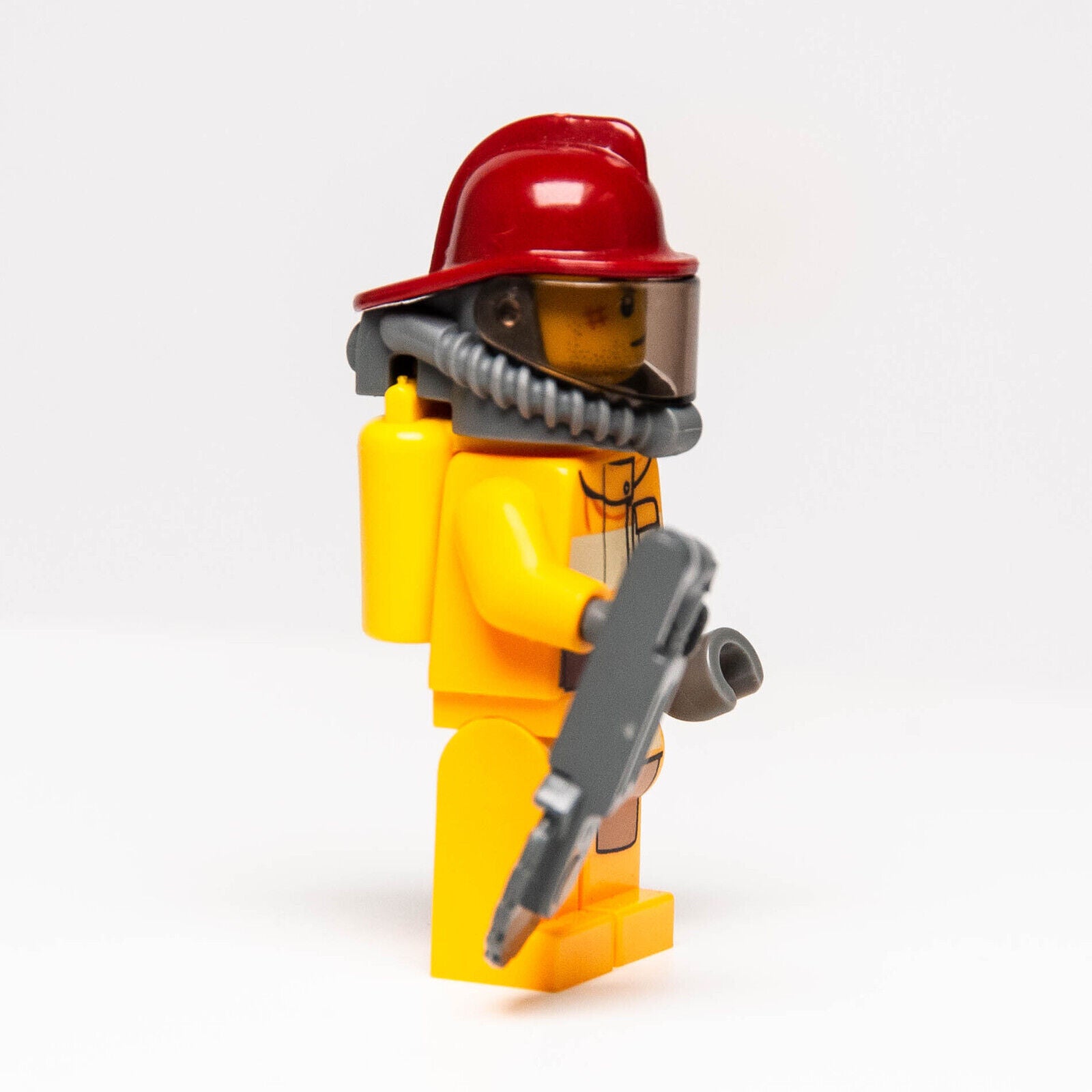 LEGO City Fire Minifigure (cty0287) 4427 853378 Fireman Dark Red Helmet - StudBee