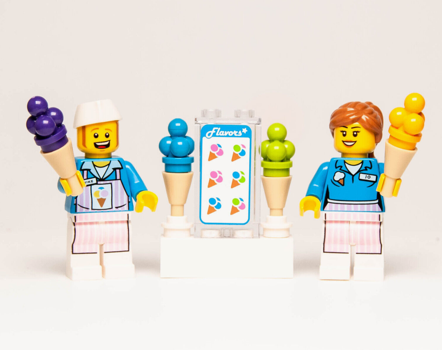 Lot of Lego Movie Minifigures: Jo & Mike 70804 Ice Cream Machine (tlm031 tlm032) - StudBee