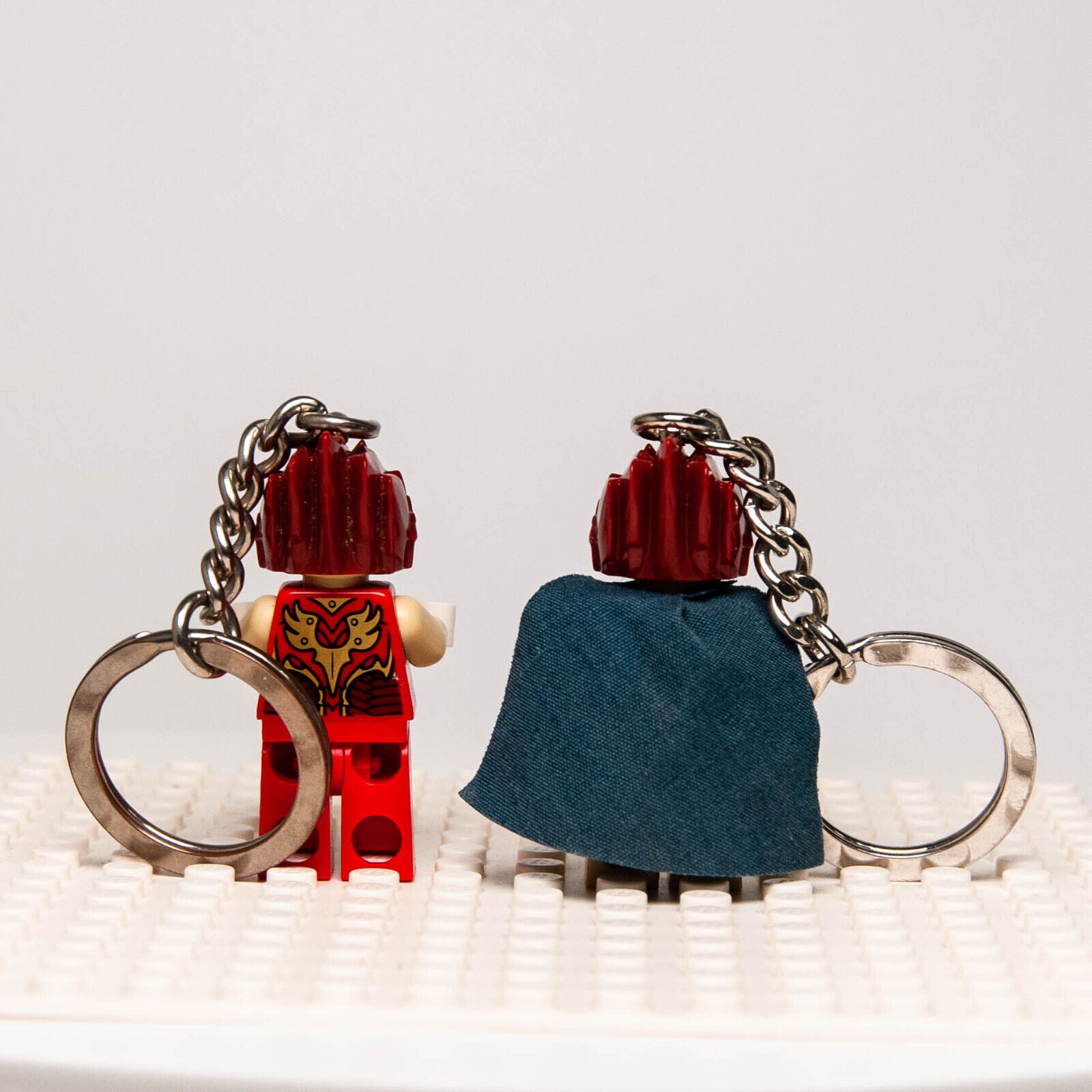 (2) LEGO Chima Laval Minifigure Keychains 850608 851368 (loc011 loc101) - StudBee