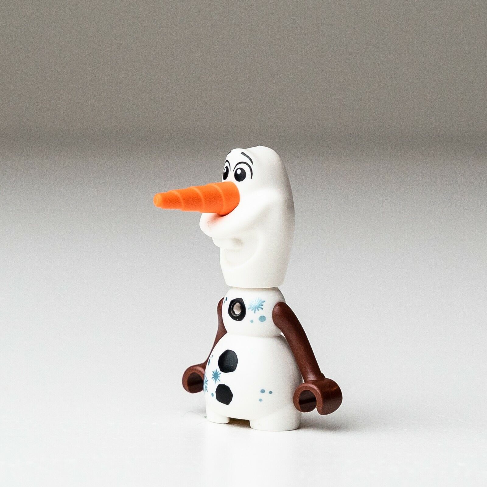 NEW Olaf - Metallic Light Blue Snowflakes - Disney Frozen - LEGO Minifigure - StudBee