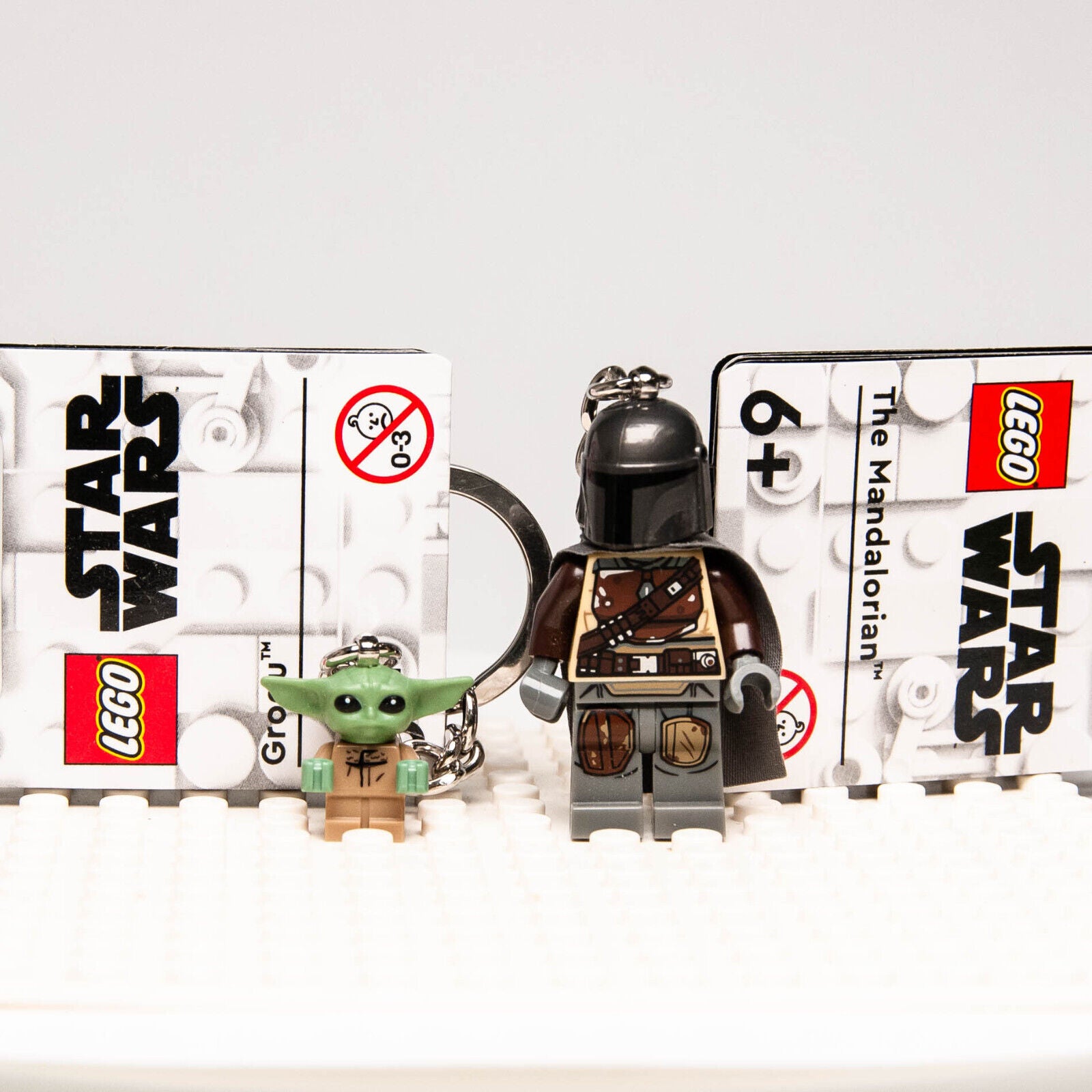 Lego Star Wars The Mandalorian and Grogu Baby Yoda Keychain bundle 854187 854124 - StudBee
