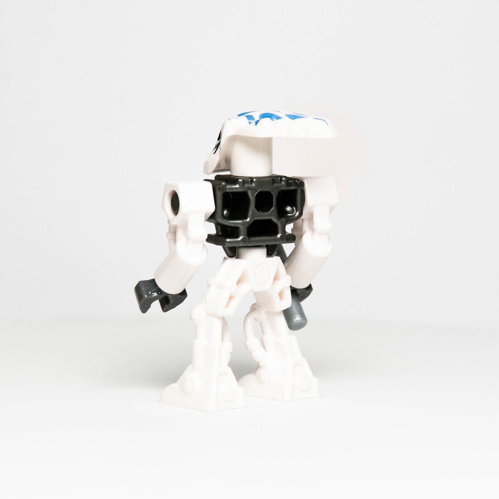 LEGO Bionicle Mini: Barraki Pridak Minifigure 8926 8927 Pearl Dark Gray (bio014a