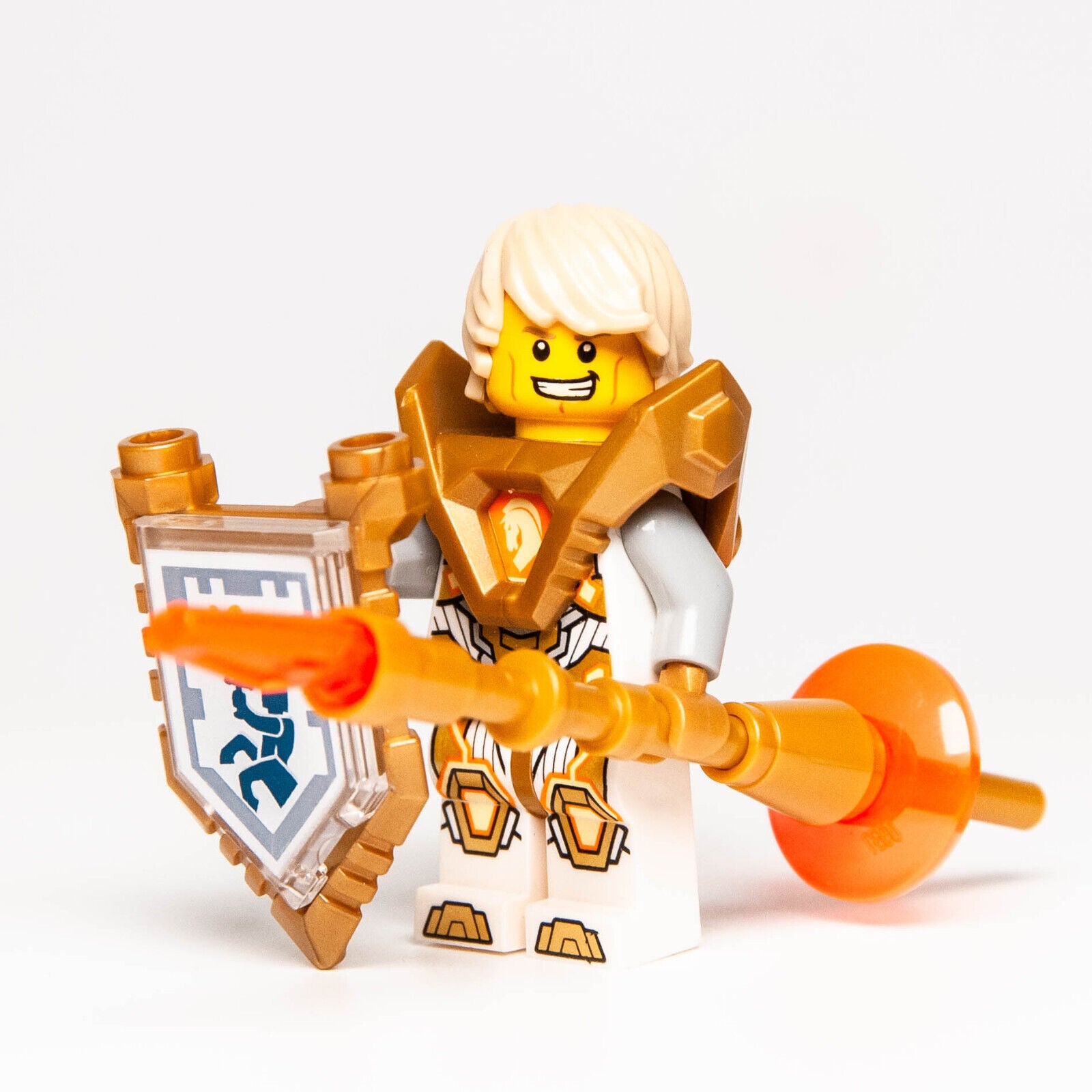 Lego Nexo Knights Minifigure - Lance Blonde Hair (nex146) 271828 - StudBee