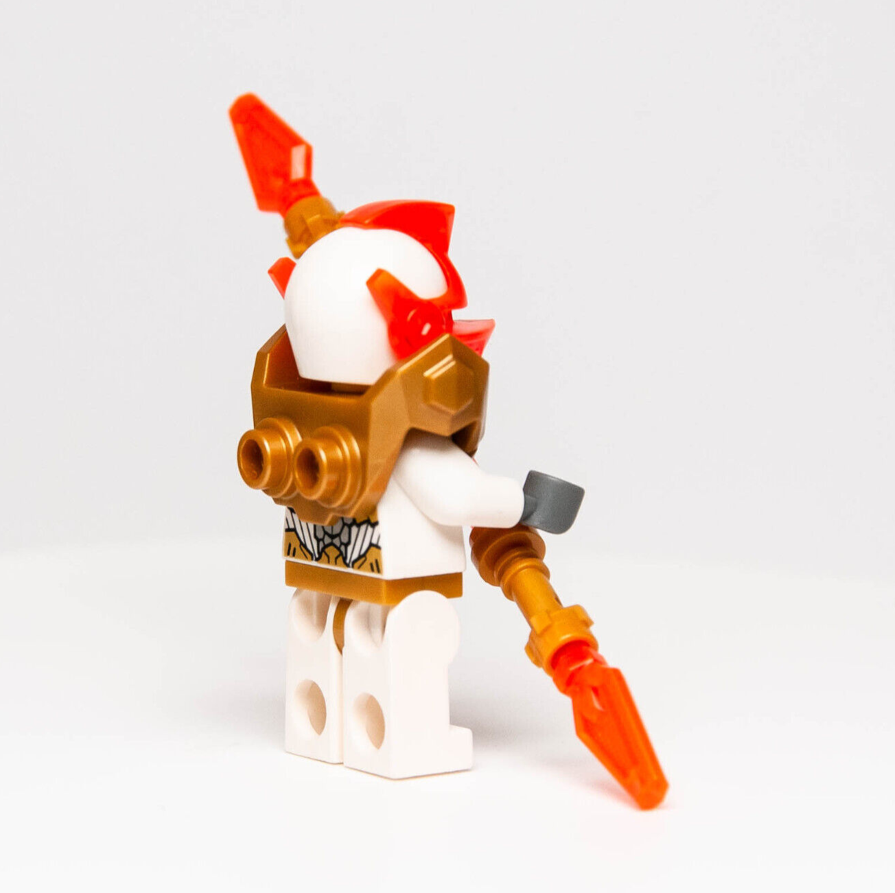 New LEGO Nexo Knights - Lance Pearl Gold Armor Minifigure - 72001 (nex141) - StudBee