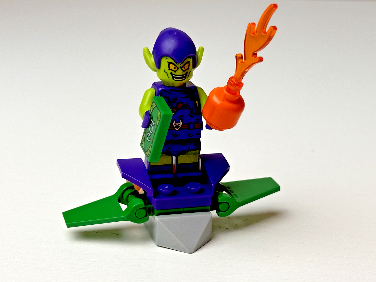 Lego 76133 Spider-Man Car Chase - Complete with Box & Manual - StudBee