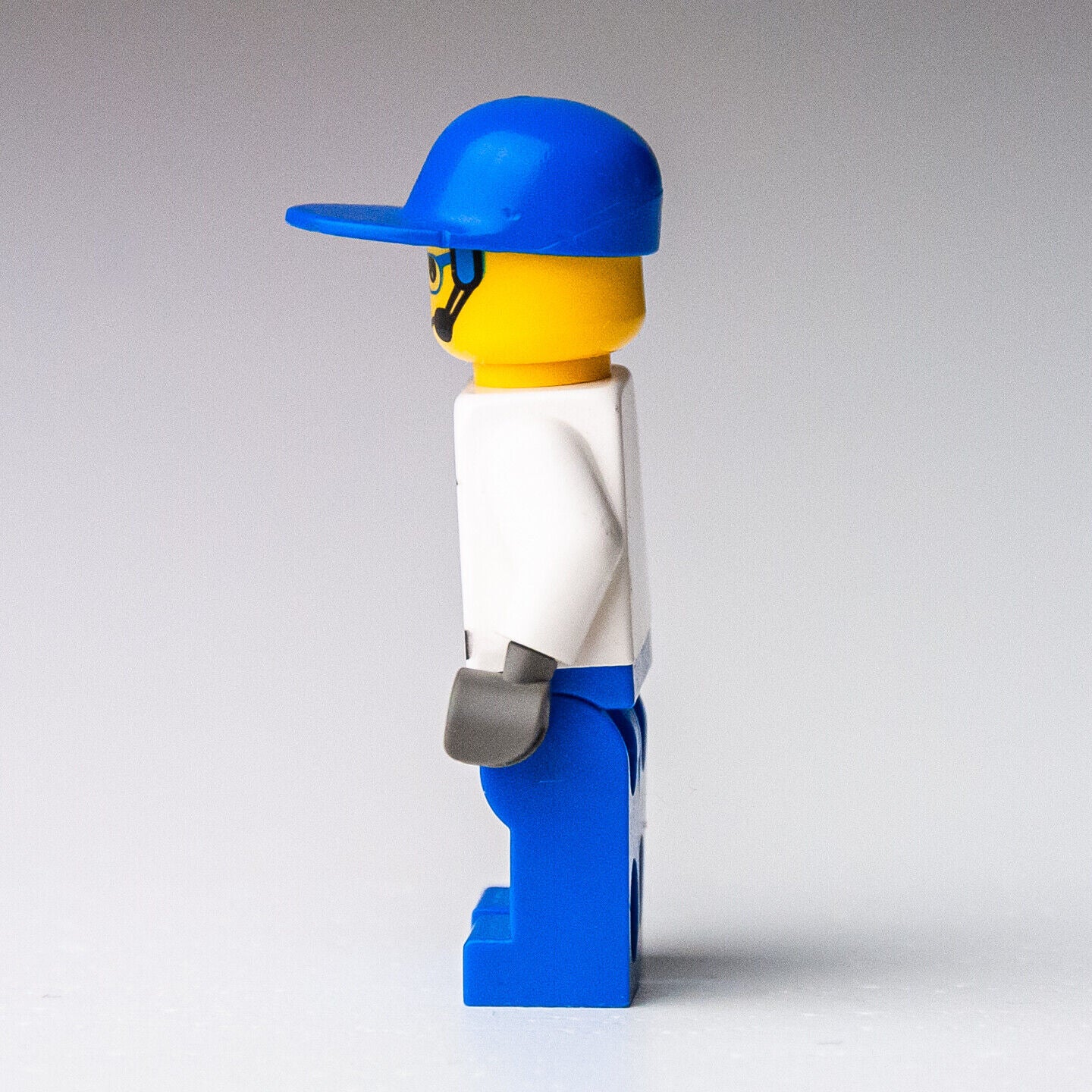 LEGO Minifigure: Grip with Bat on Torso (hrf010) 1381 Halloween Monster Vampire - StudBee